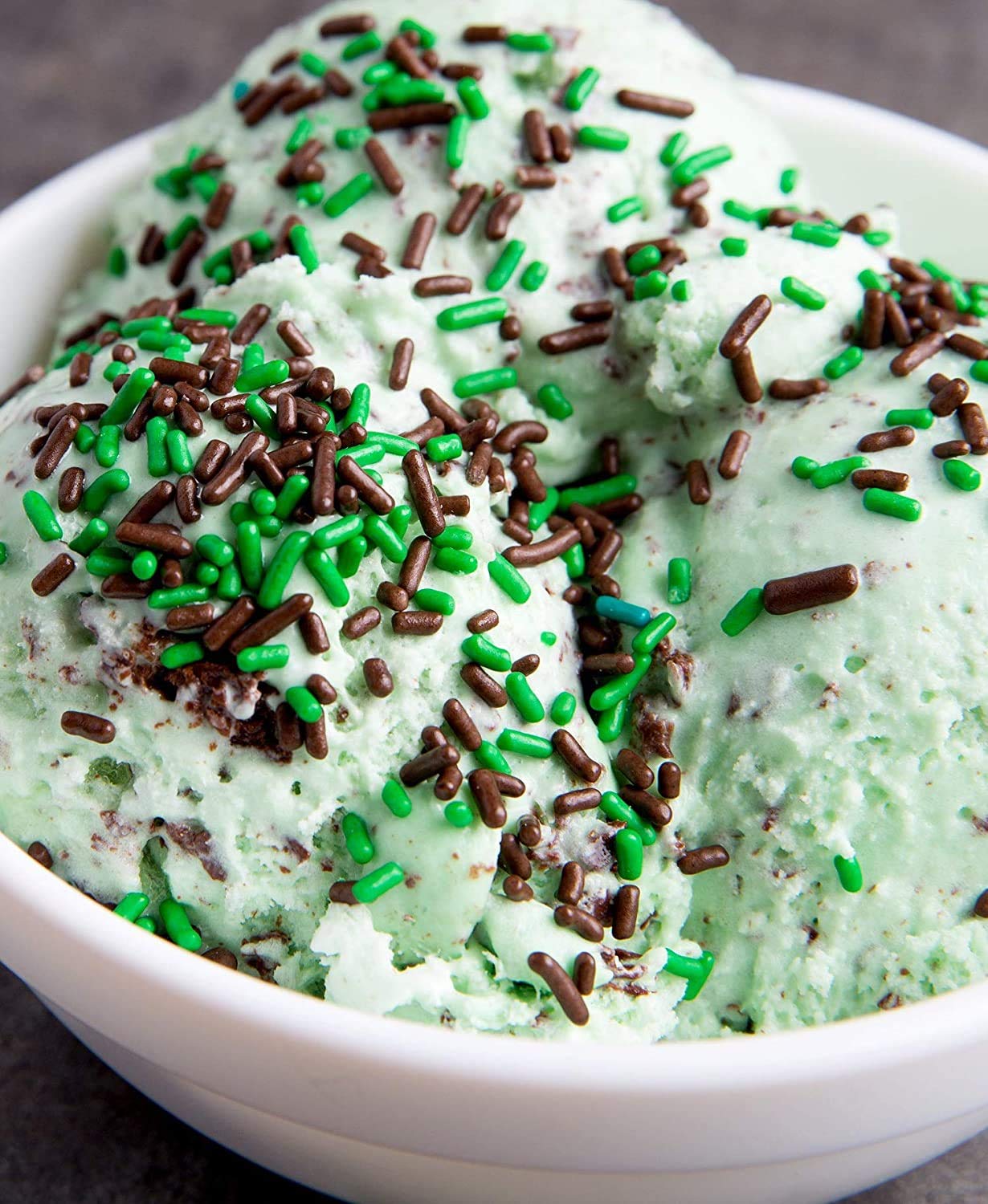 Oasis Supply, Ice Cream, Froyo, Cupcake, Bakery And Dessert Toppings (Chocolate Mint Sprinkles)