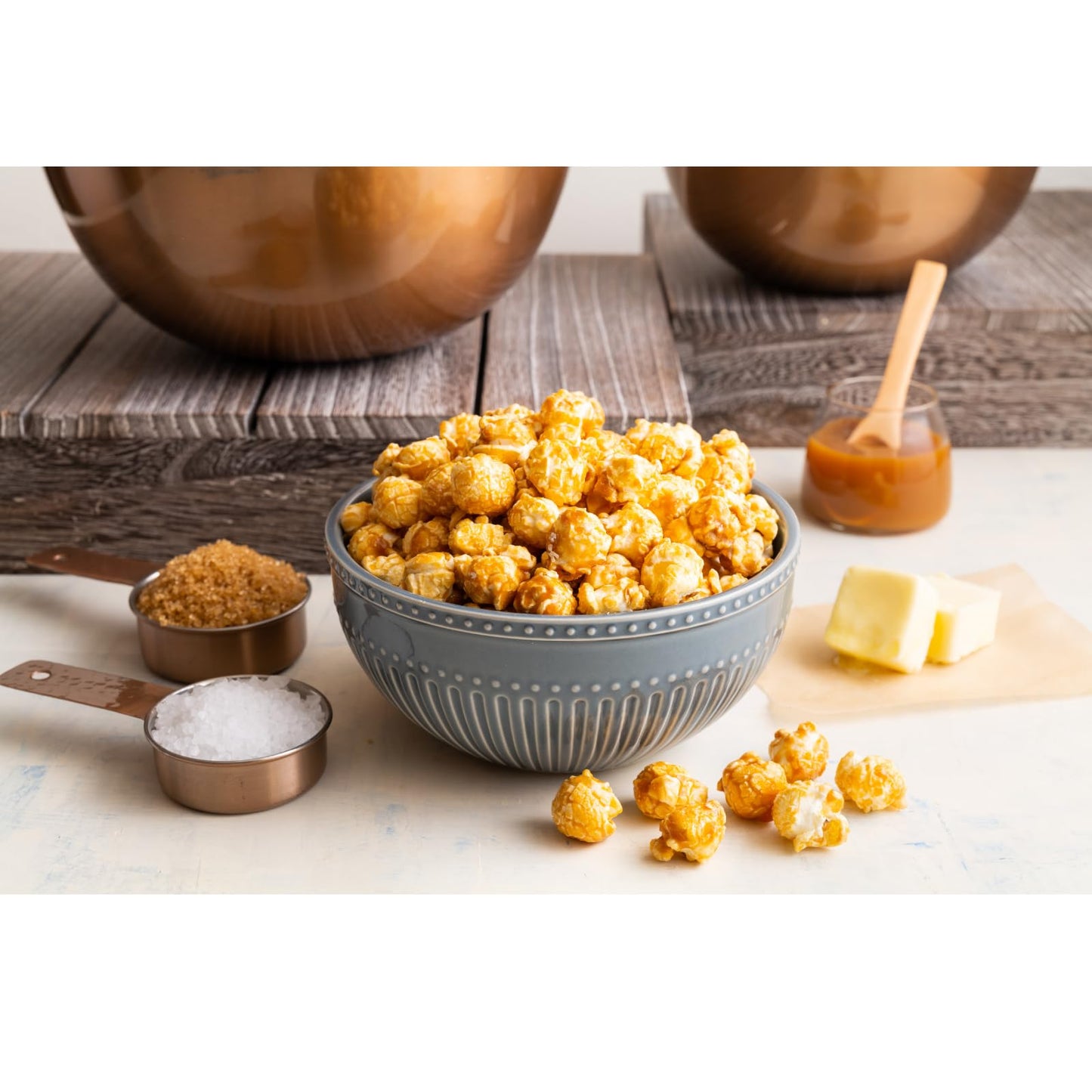 Johnsons Popcorn Caramel Popcorn Party Favors Handmade, Freshly Popped Gourmet Sweet & Crunchy Delicious Treat for Family Parti