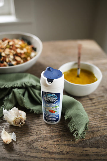 La Baleine Fine Sea Salt Shaker, 4.4 Oz