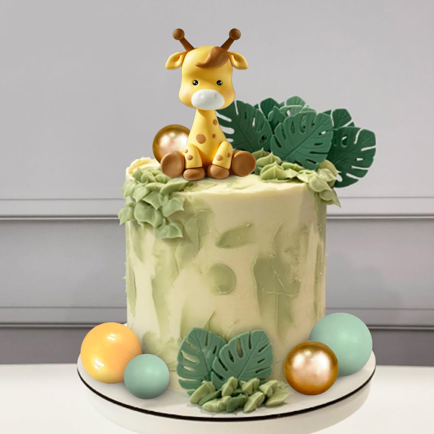 DRWATE Giraffe Cake Topper - Clay Material, Wild Animals Theme, Yellow & Green Accents