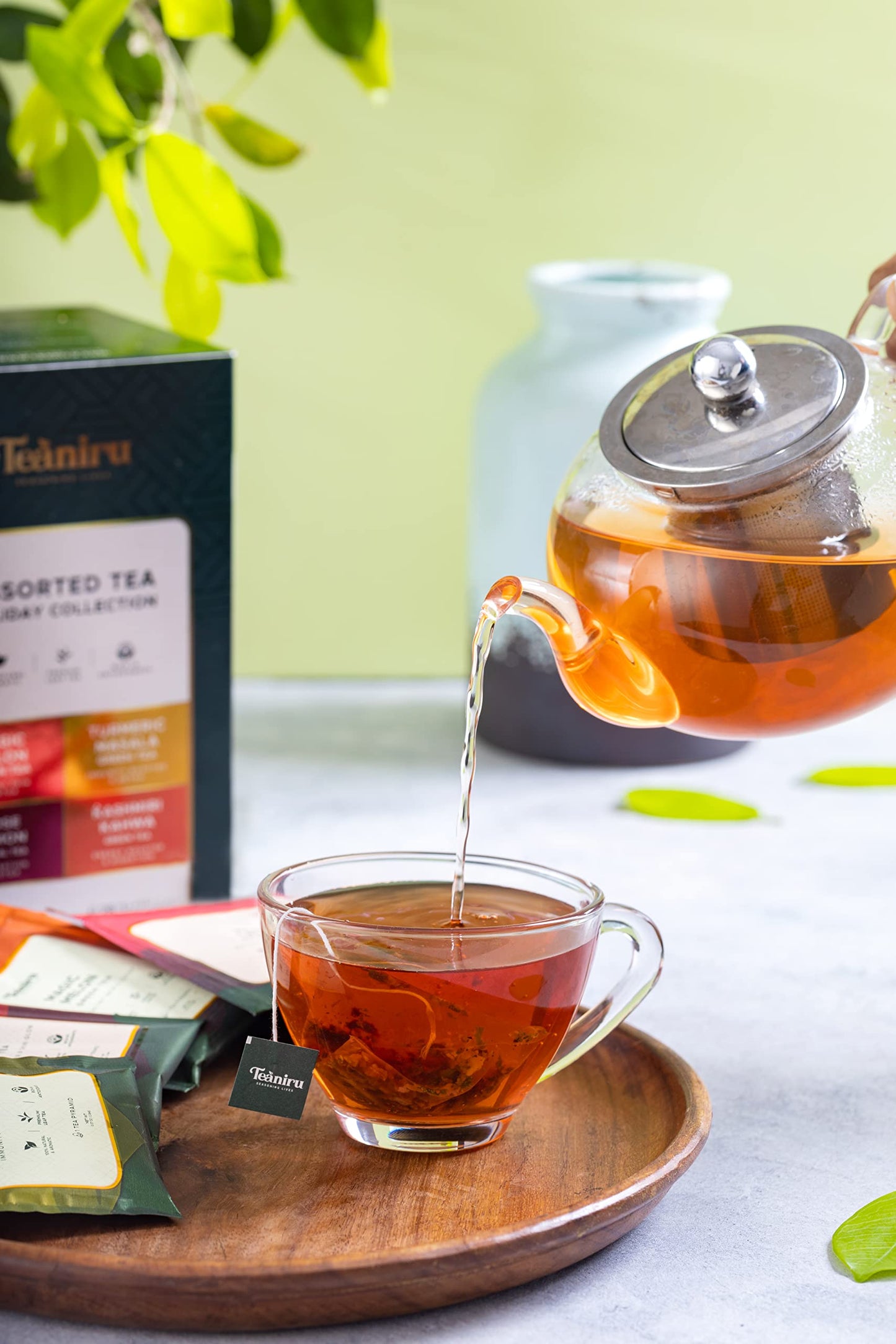 Teaniru, Green Tea Sampler - Tea Variety Pack, 4 Flavored Green Tea - 28 Sachets | Tea For Detox, Energy, Immunity & Relaxation