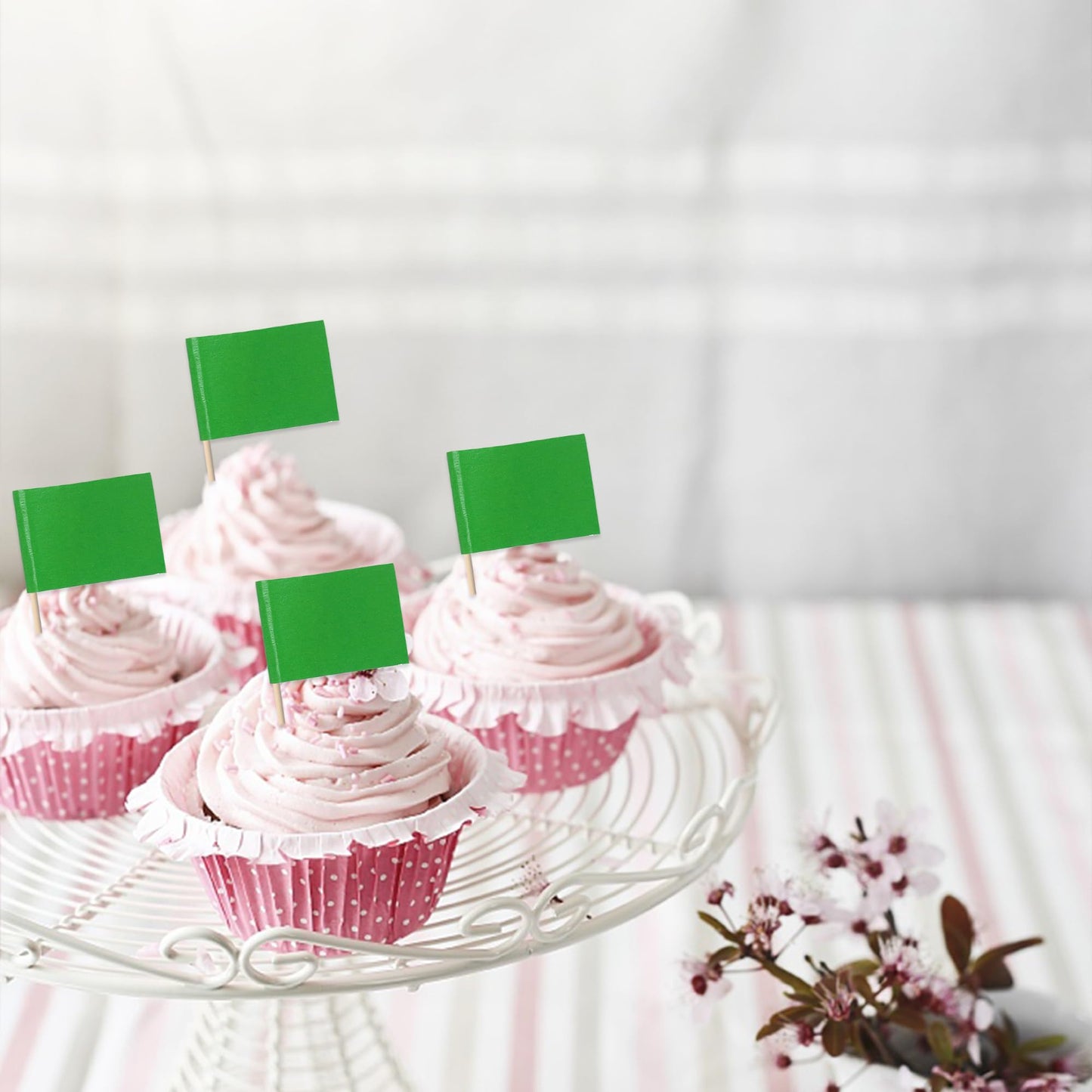 Rssta i Mini Green Flag Cupcake Toppers - 100 Pack, Paper, Race Car Theme Decorations