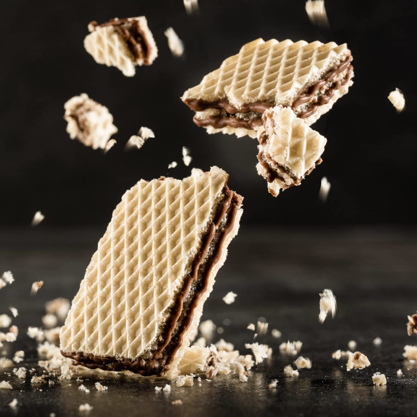 Loacker Classic Hazelnut Wafers - Premium Crispy Wafer Cookies With Hazelnut Cream Filling - Multipack Of 12 Snack Packs - Non-Gmo - 100% Italian Hazelnuts - 45G/1.59Oz, Pack Of 12
