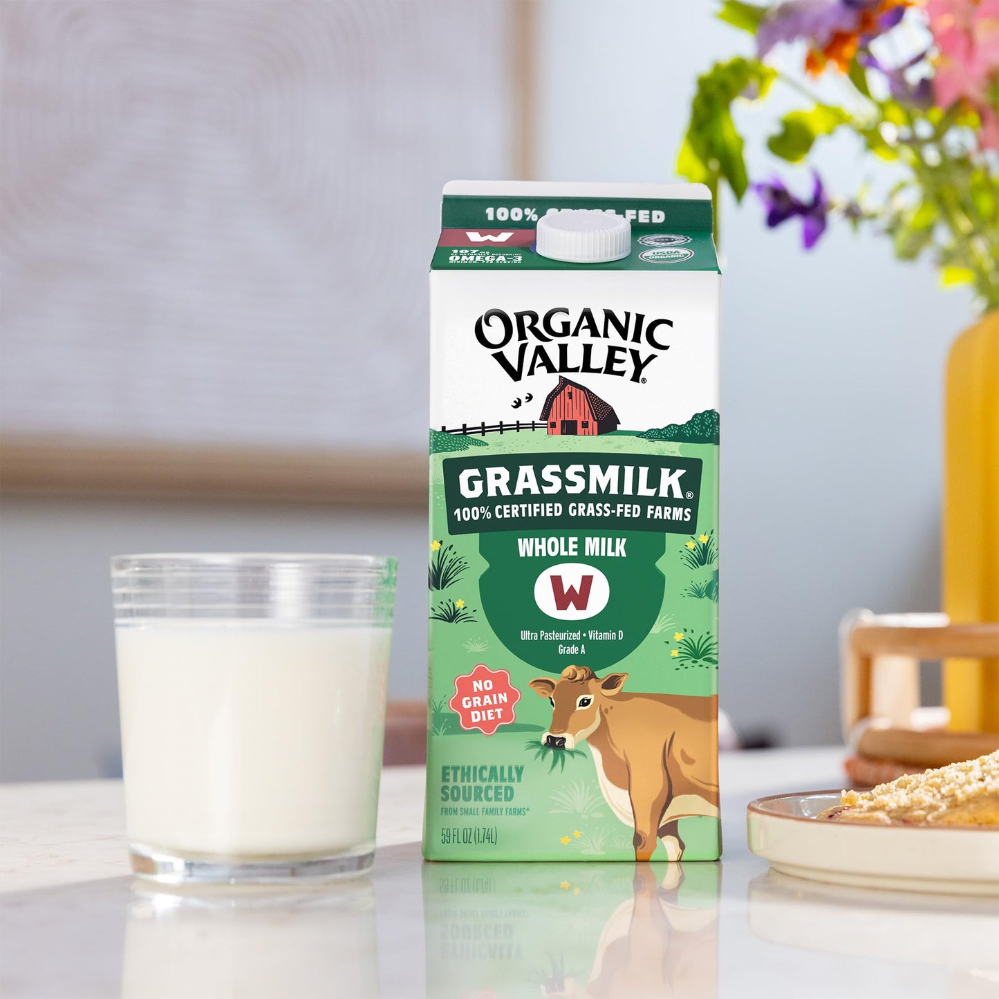 Organic Valley Grassmilk Organic Whole Milk - Organic, Grass Fed, Non GMO - 64 oz (Half Gallon)