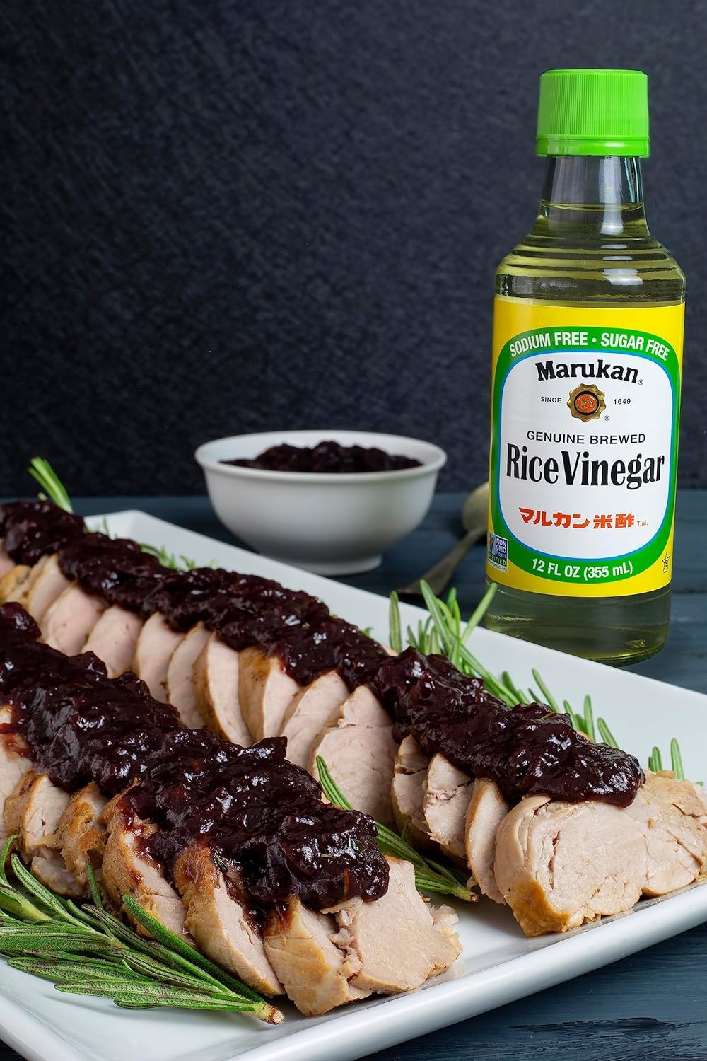Marukan Genuine Brewed Rice Vinegar, 12 Ounce Glass Bottle (Pack of 1)