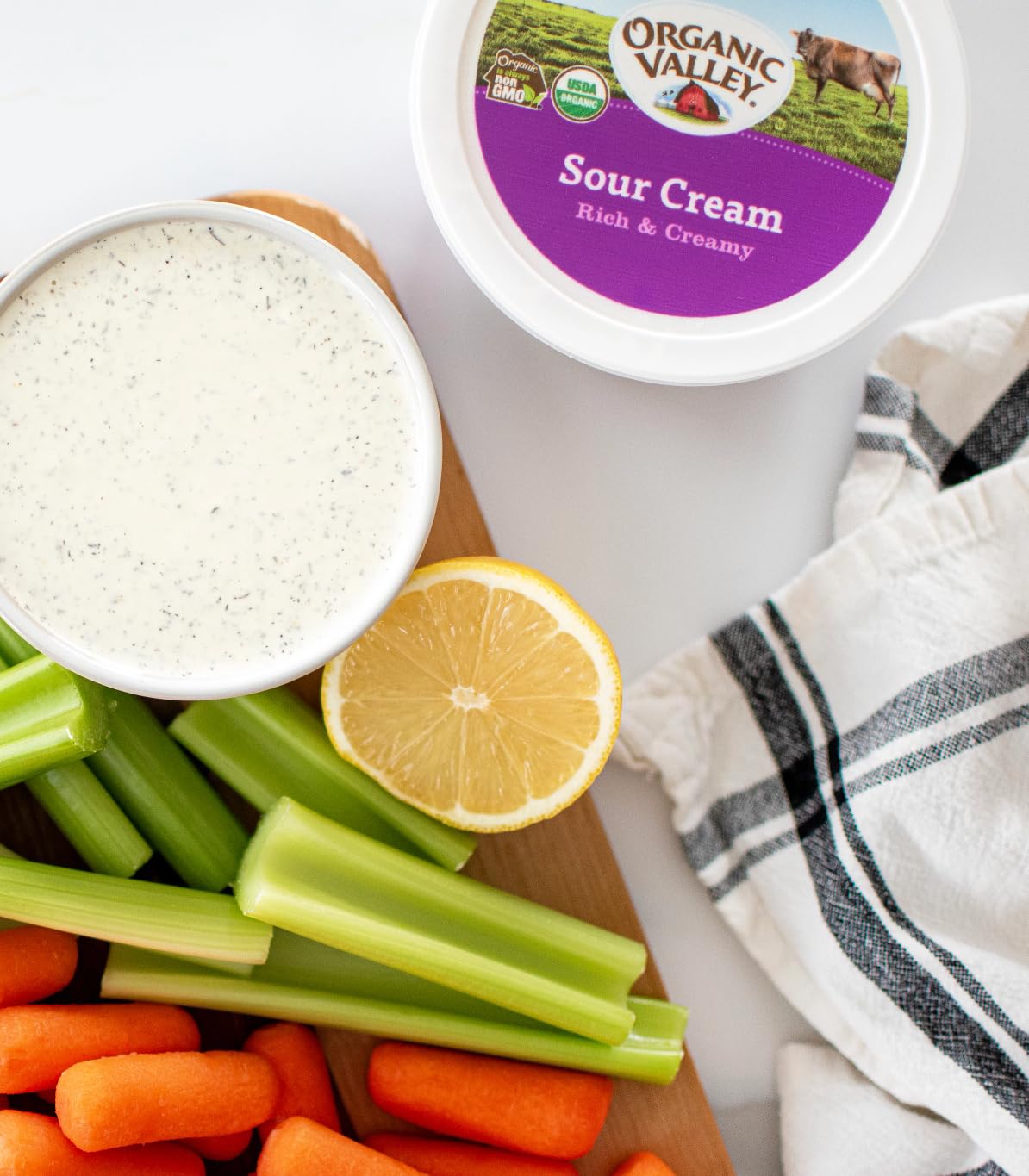 Organic Valley Organic Regular Sour Cream, 16 Oz