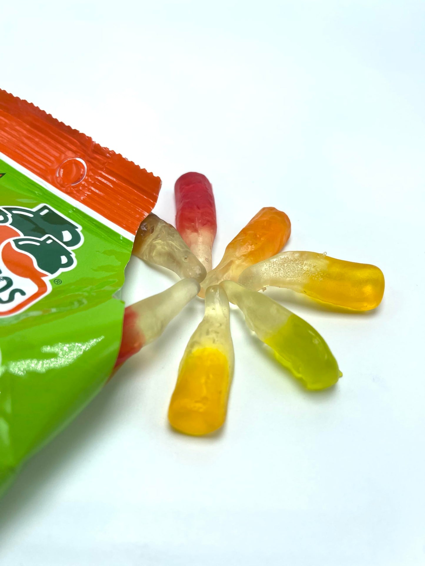 Generic Canel’s Jarritos Gummies Candy, Vegan Mixed Fruit Flavors, 8 oz Bag, 12.42 x 2.89 x 19.61 cm