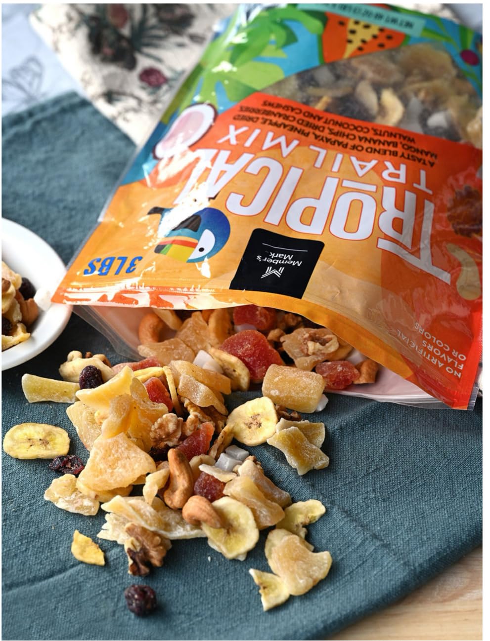generic Member Mark Tropical Trail Mix 48 oz., 3 Pound (Pack of 1)