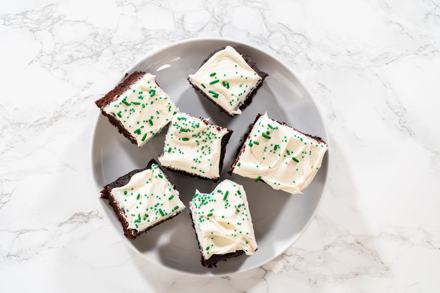 Bakerpan Green Nonpareils Sprinkles - 7 Ounces Green Sprinkles For Cake Decorating, Edible Nonpareils For Cupcakes, Ice Cream (M