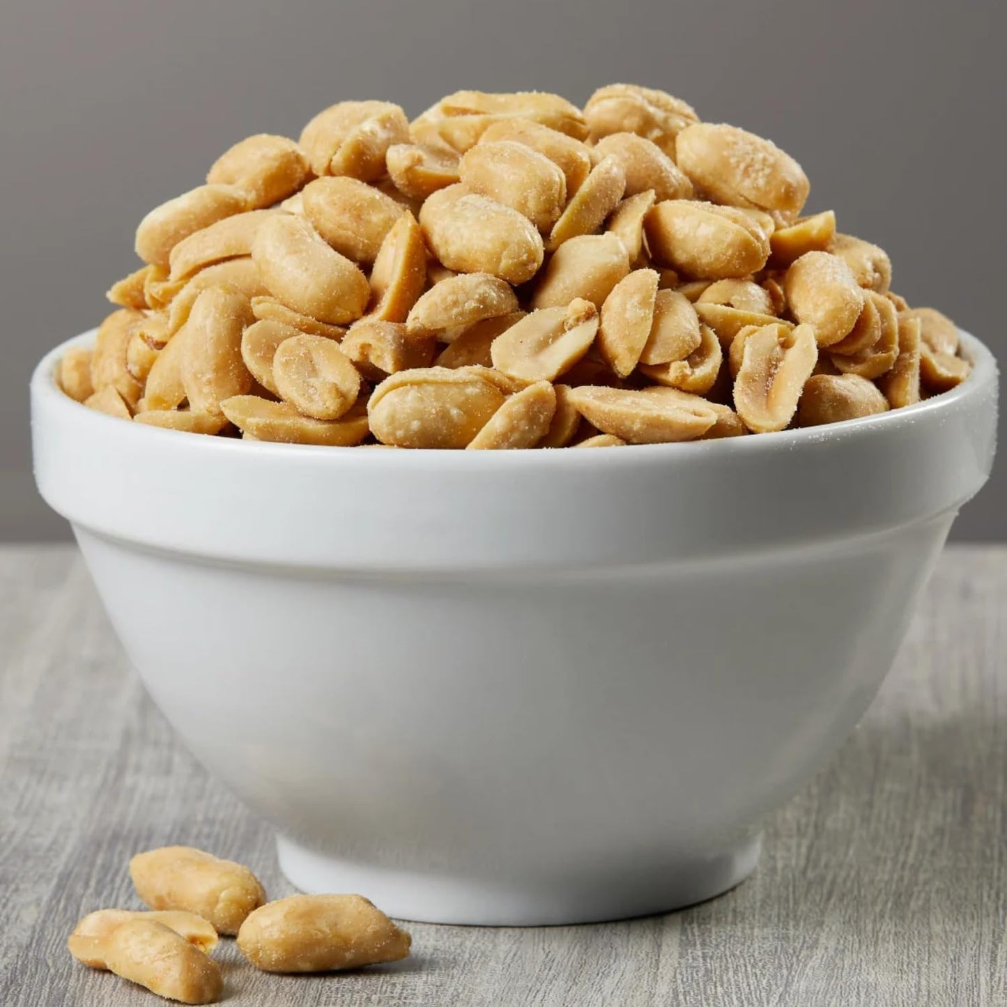 Signature Super Extra Large Peanuts, Roasted & Salted, Virginia Variety, Extra Crunchy, Premium 40 Oz Item 222490