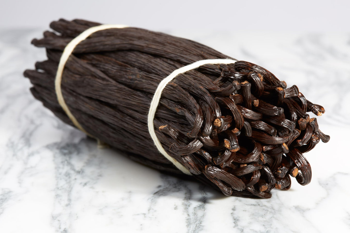 Kiddu Premium Soft Vanilla Beans - Grade A/B, Whole Beans, 5-7 inches, Ideal for Extract and Everyday Use