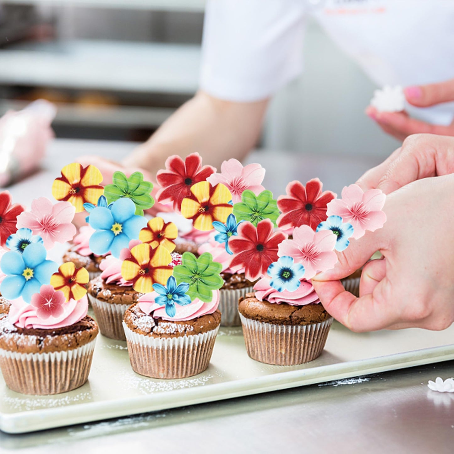 72 Pcs Edible Flowers Cupcake Toppers Edible Wedding Engagement Flowers Cupcake Decorations Wafer Paper Flowers Cupcake Picks Fo