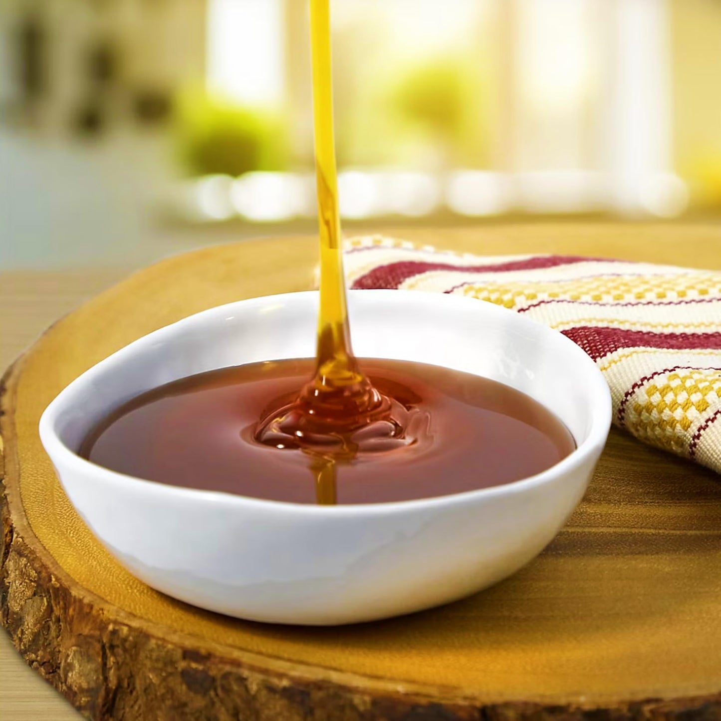 Wellsley Farms Organic Raw Honey, 100% Pure, Usda Certified - 24 Oz Bottle.