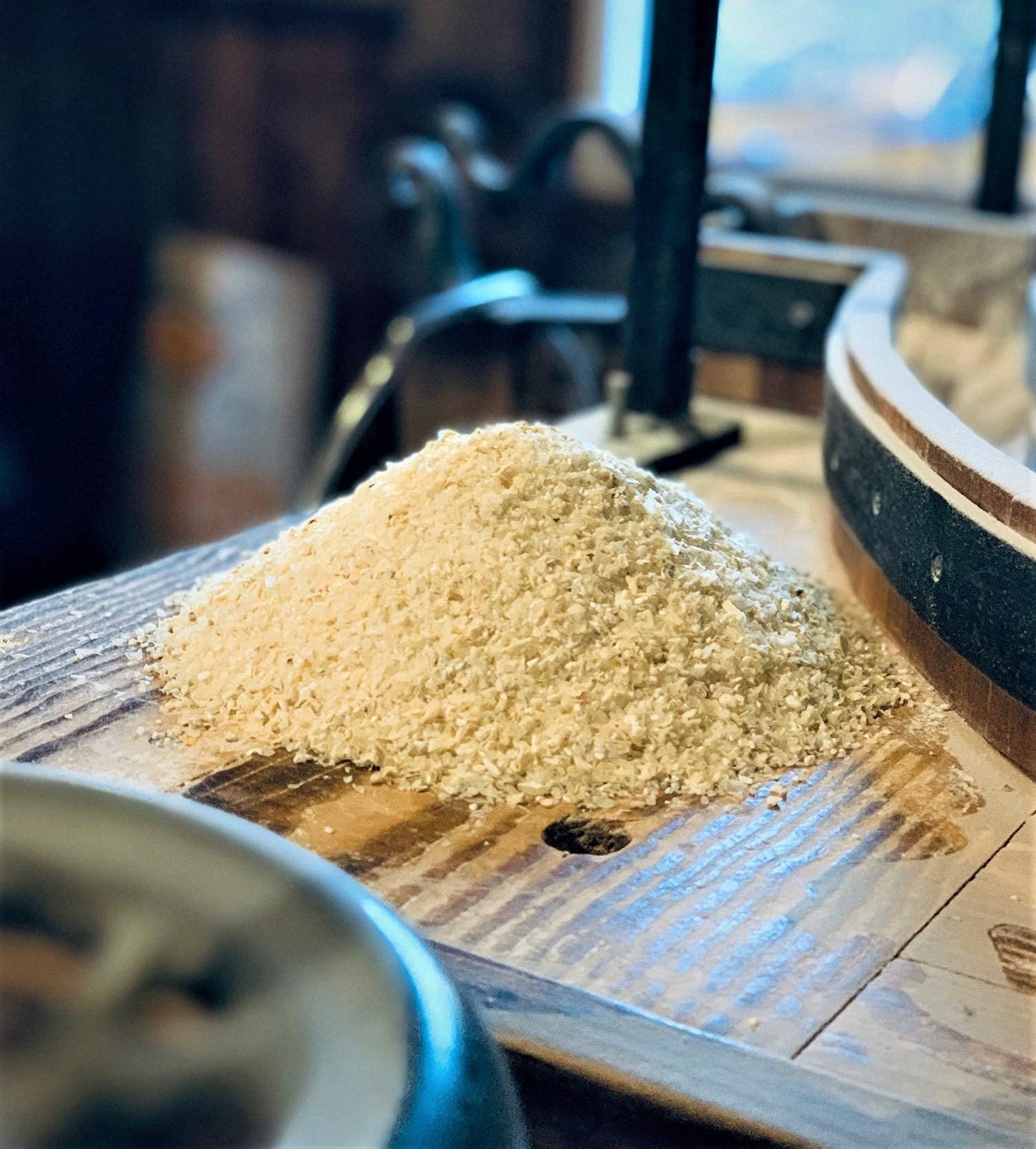 Homestead Gristmill Stone Ground White Corn Grits - Non-Gmo, Chemical-Free Finely Ground Stoneground Grits - Long Shelf Life - M
