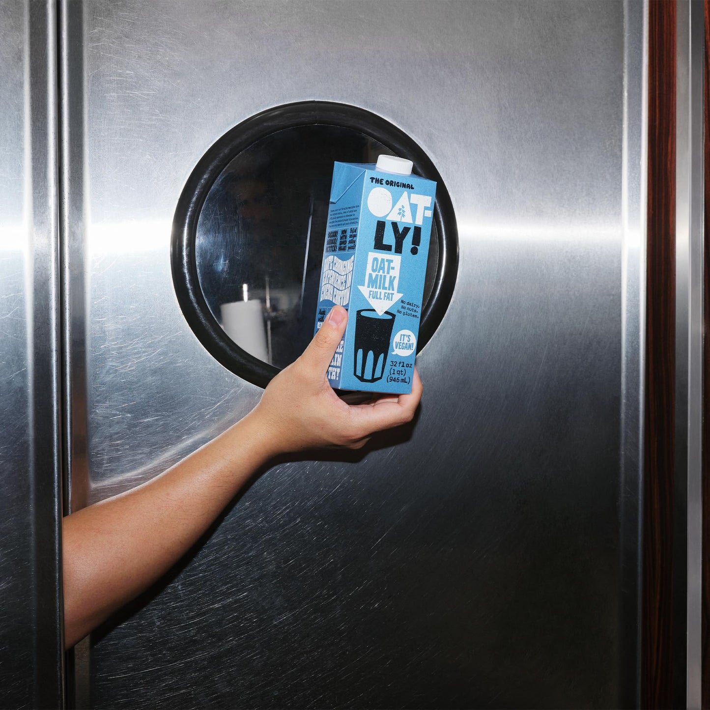 Oatly Full Fat Oatmilk - Creamy, Plant-Based Whole Milk Alternative | Dairy-Free, Vegan, Shelf-Stable, Non-GMO & Glyphosate Resi