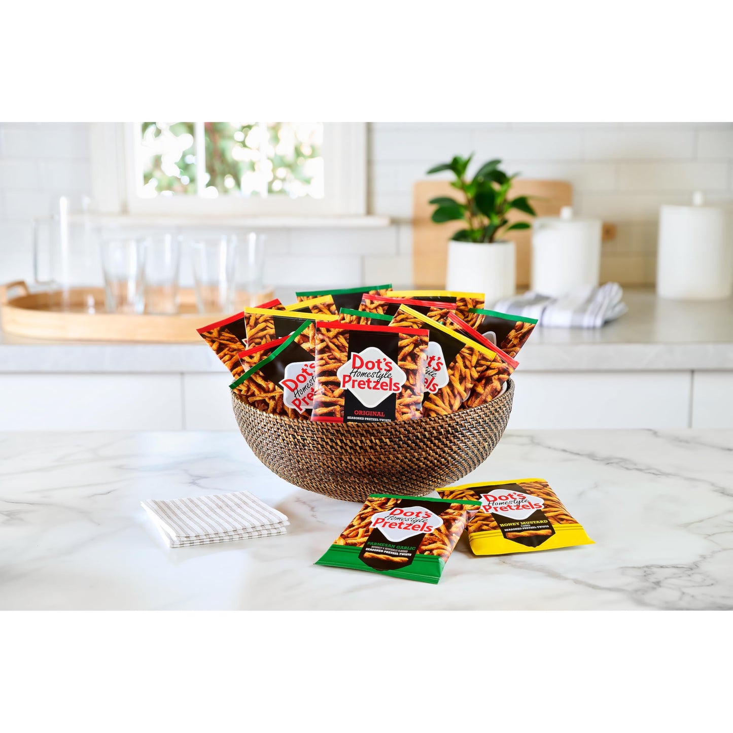 Dots Homestyle Pretzels Variety Pack - Original, Honey Mustard, Parmesan Garlic - 18 Individually Sized 1oz Bags
