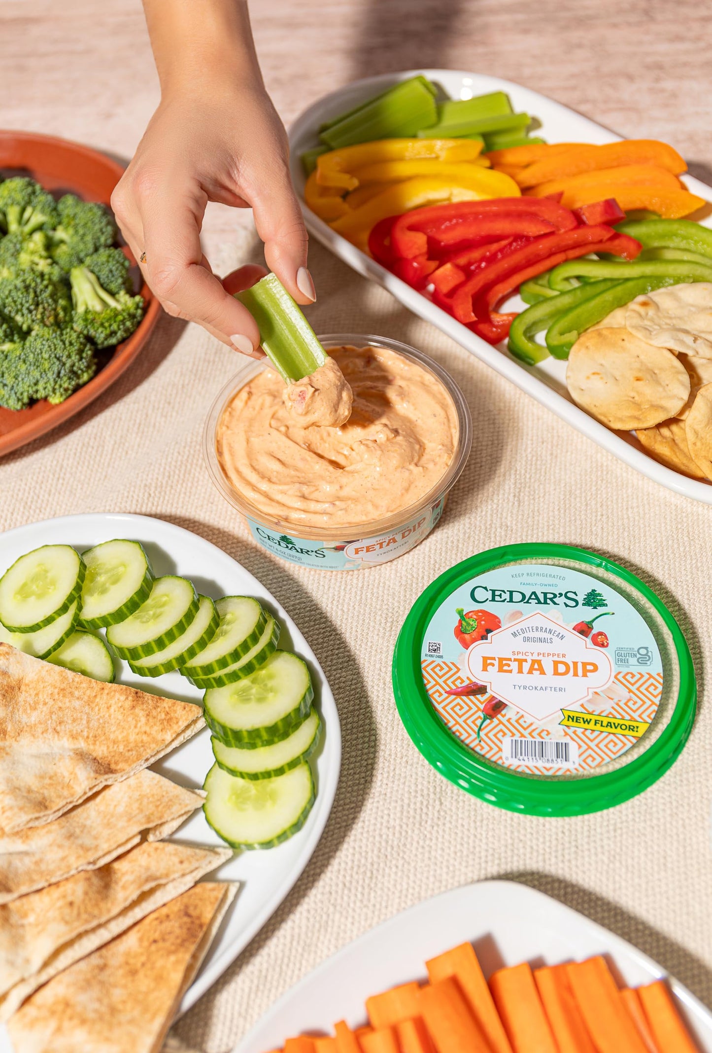 Cedars Foods Spicy Pepper Feta Dip
