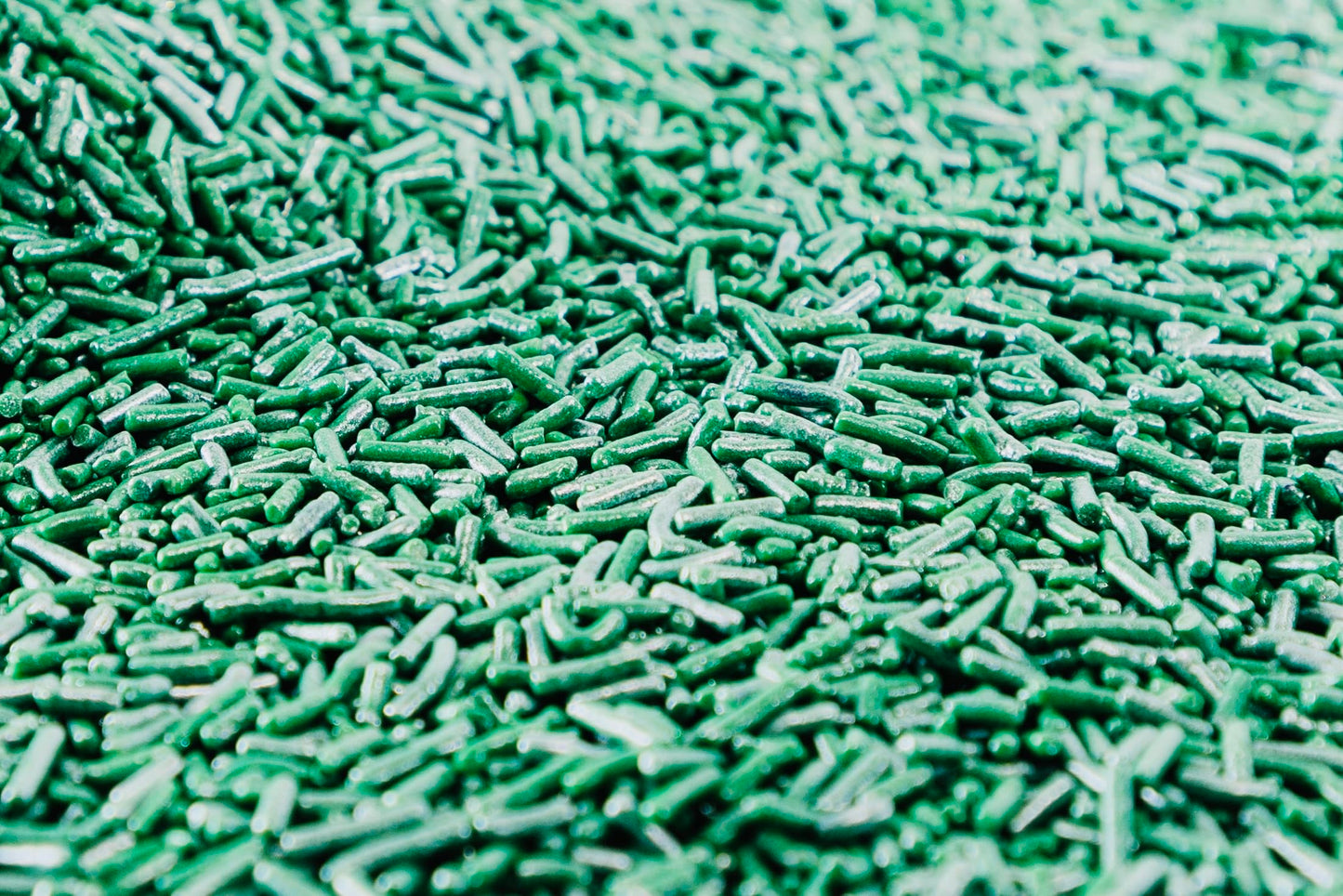 Sweet Evas Shimmer Pearlized Green Sprinkles-Jimmies,Cupcakes,Cookies,Cakes,Decorating,Baking,Topper,Nut Free, Gluten Free, Soy