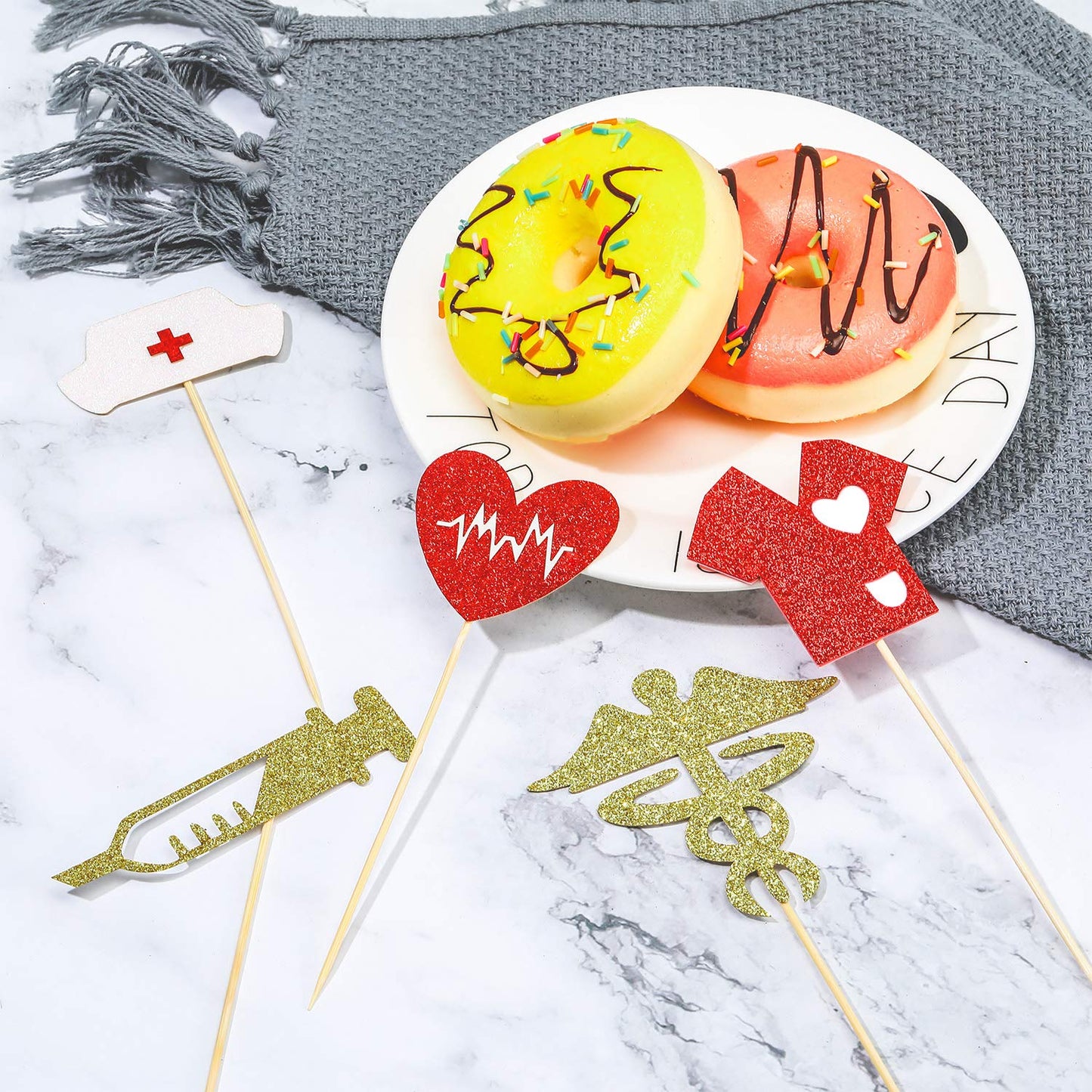 Boao Nurse Cupcake Toppers, 50 Piece Assortment, Gold Glitter, Cap Heart Design, Graduation Party Supplies