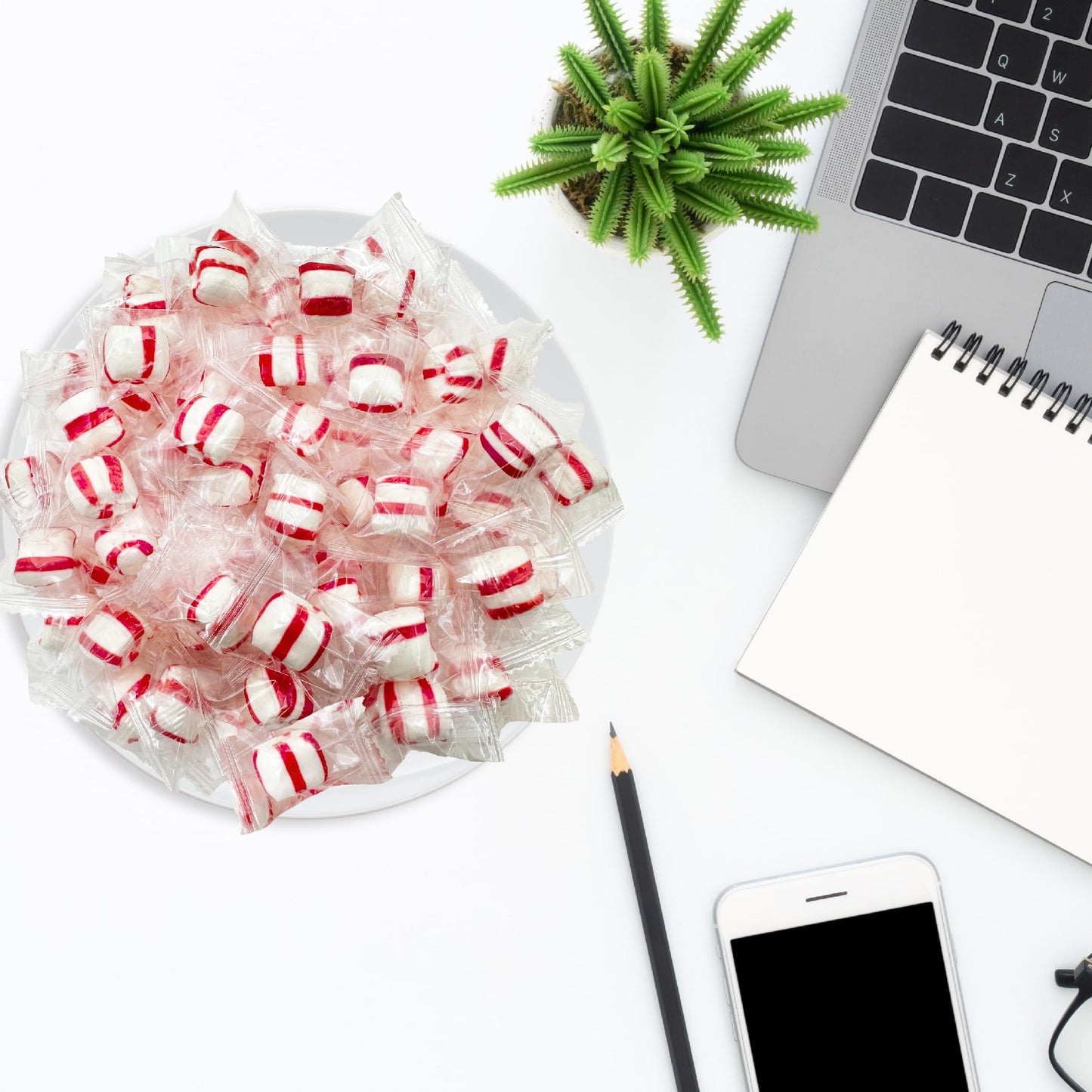 Peppermint Puffs Candy | 2-Pound Bag | Refreshing Mints, Individually Wrapped