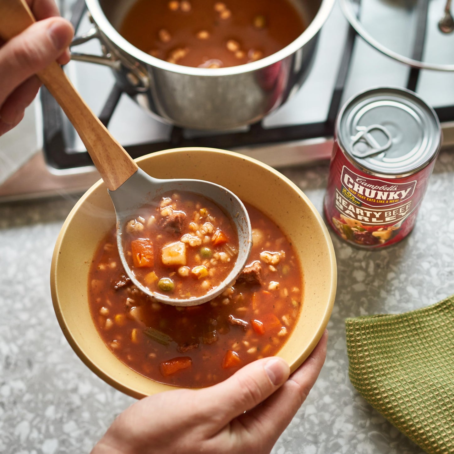 Campbell'S Chunky Soup, Hearty Beef And Barley Soup, 18.8 Oz Can