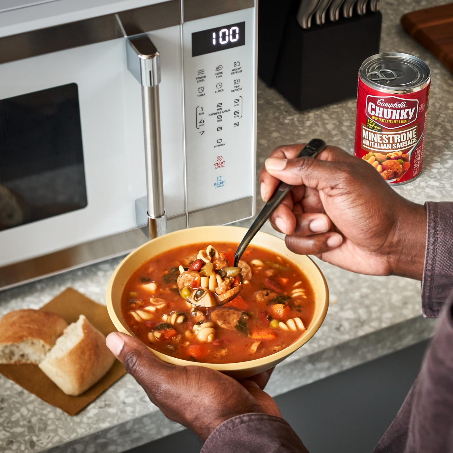 Campbells Chunky Soup, Minestrone with Italian Sausage Soup, 18.8 Oz Can