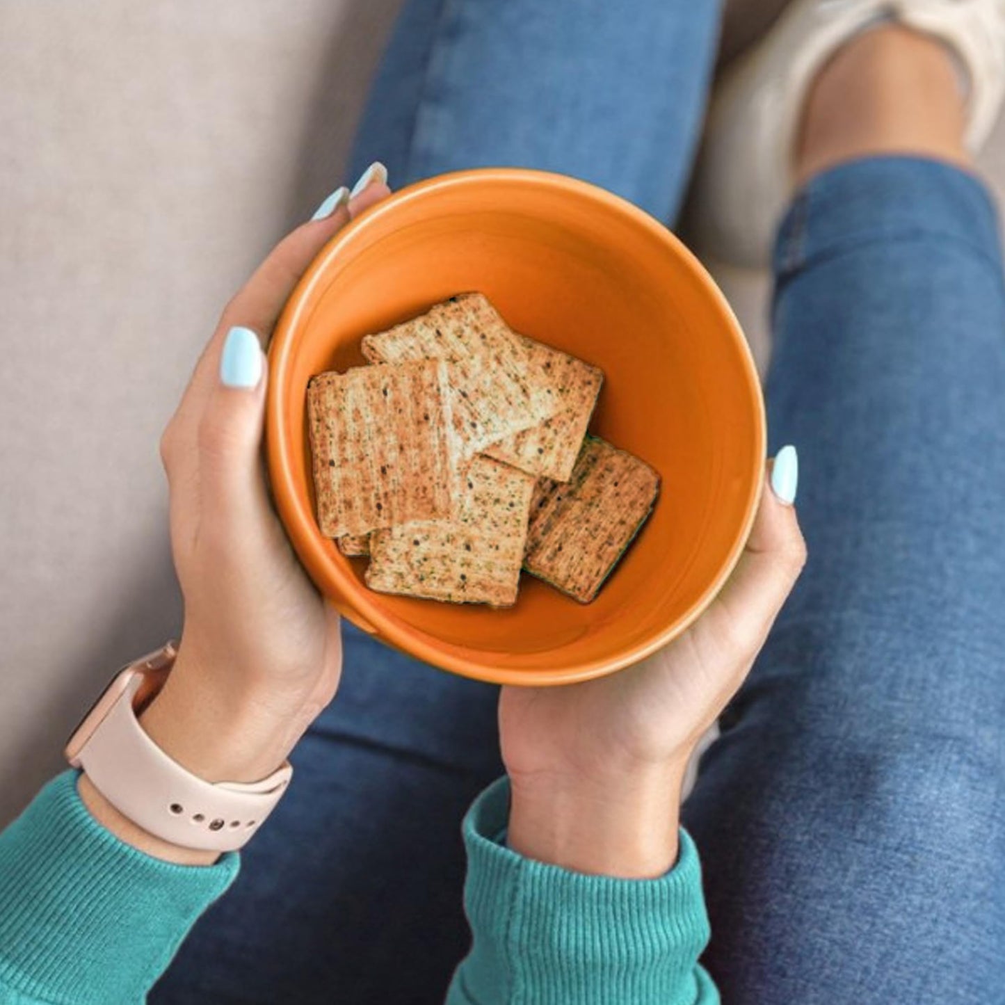 Triscuit Everything Whole Grain Wheat Crackers, Lunch Snacks, Snack Crackers, 8.5 oz