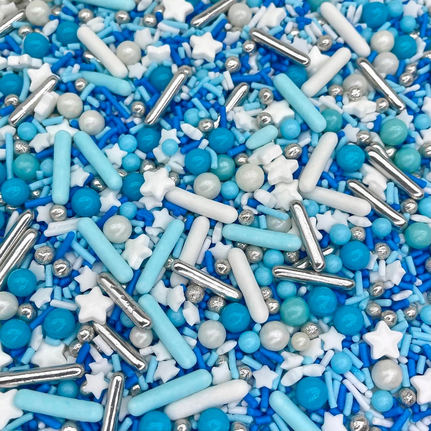 Manvscakes Edible Cake and Cupcake Sprinkles, Metallic Mix, 4 oz, Blue/Red