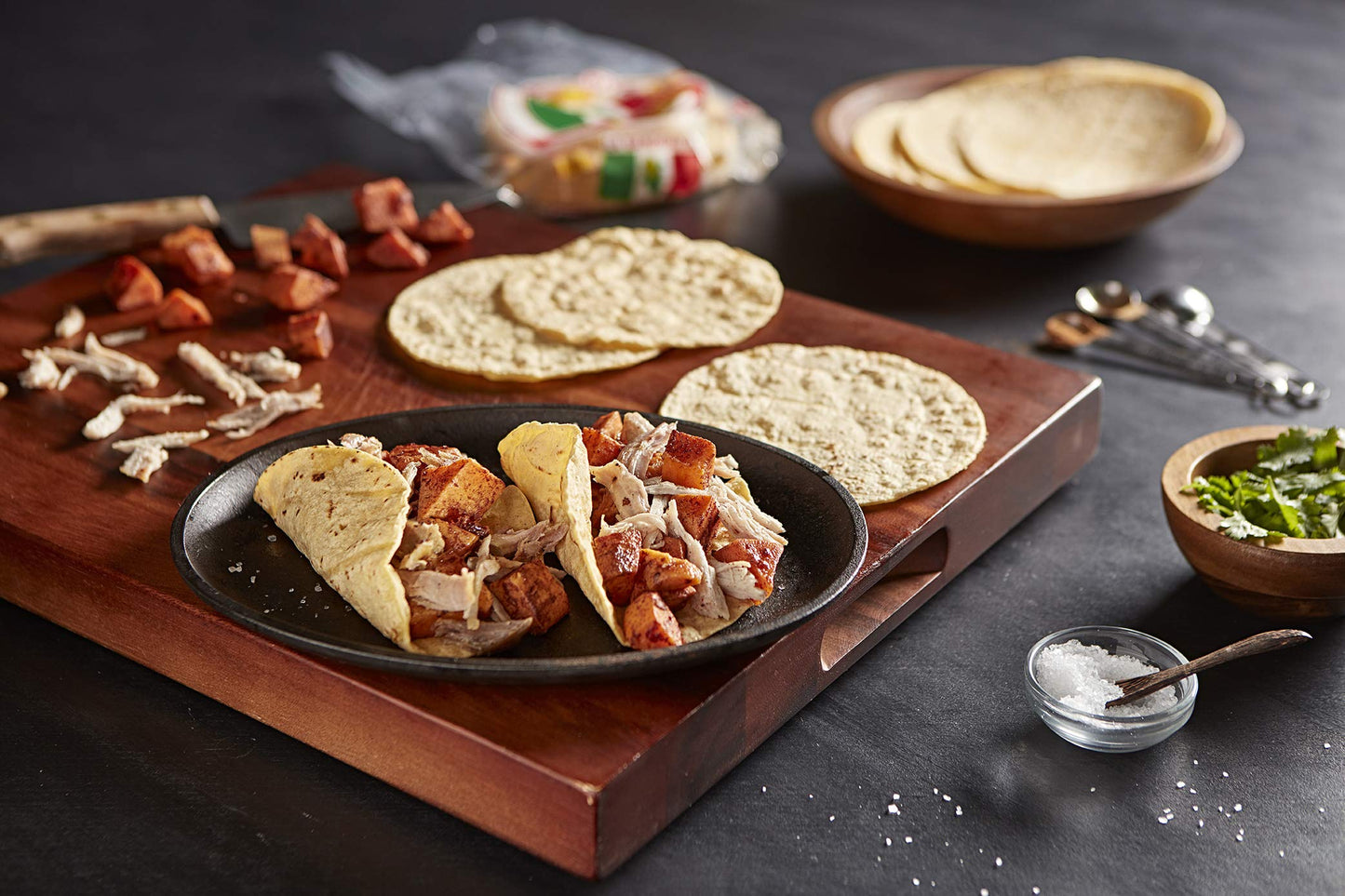 LA BANDERITA CARB COUNTER Yellow Corn Tortillas, 5.5 Size, 30 Count Pack, 4 Pack Case, Taste the Tradition