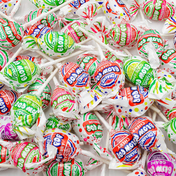 CHARMS BLOW POPS Lollipops 1 lb - Bulk Candies, Individually Wrapped (23 Pieces), Assorted Fruit Flavors, Hard Candy Shell & Che
