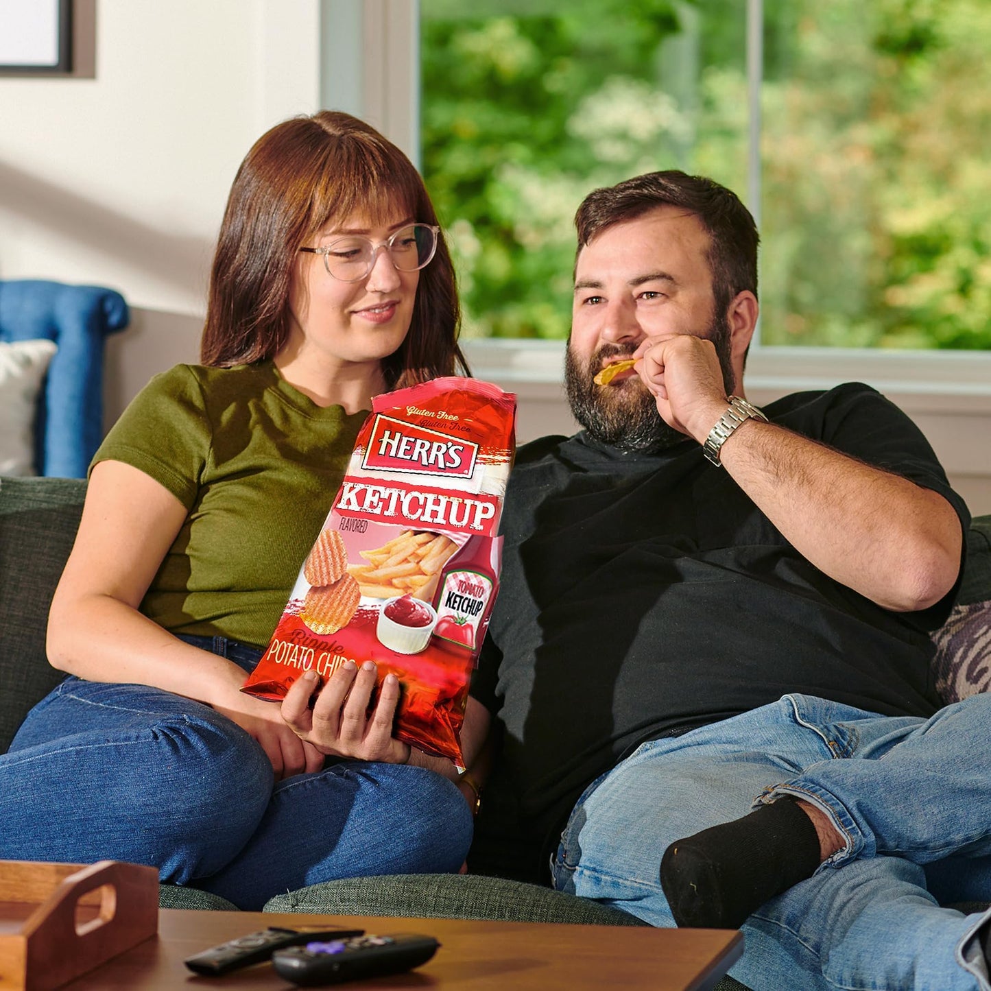 Herr'S Ketchup Ripple Potato Chips Sample Pack (Pack Of 12, 1 Ounce Bags) - Bold And Tangy Ketchup-Flavored Chips - Fun For Snac