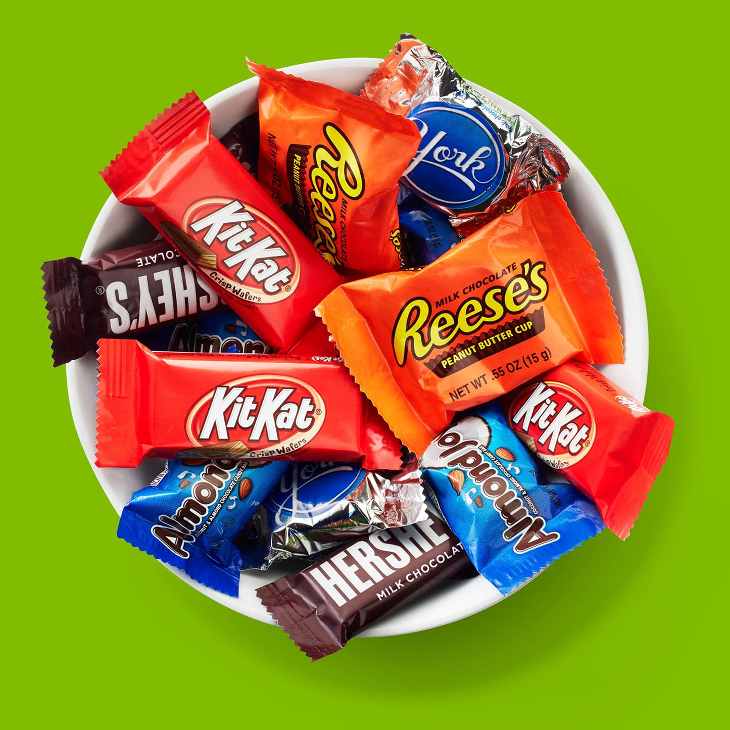 Hershey Assorted Chocolate Flavored Snack Size, Candy Party Pack, 33.43 Oz