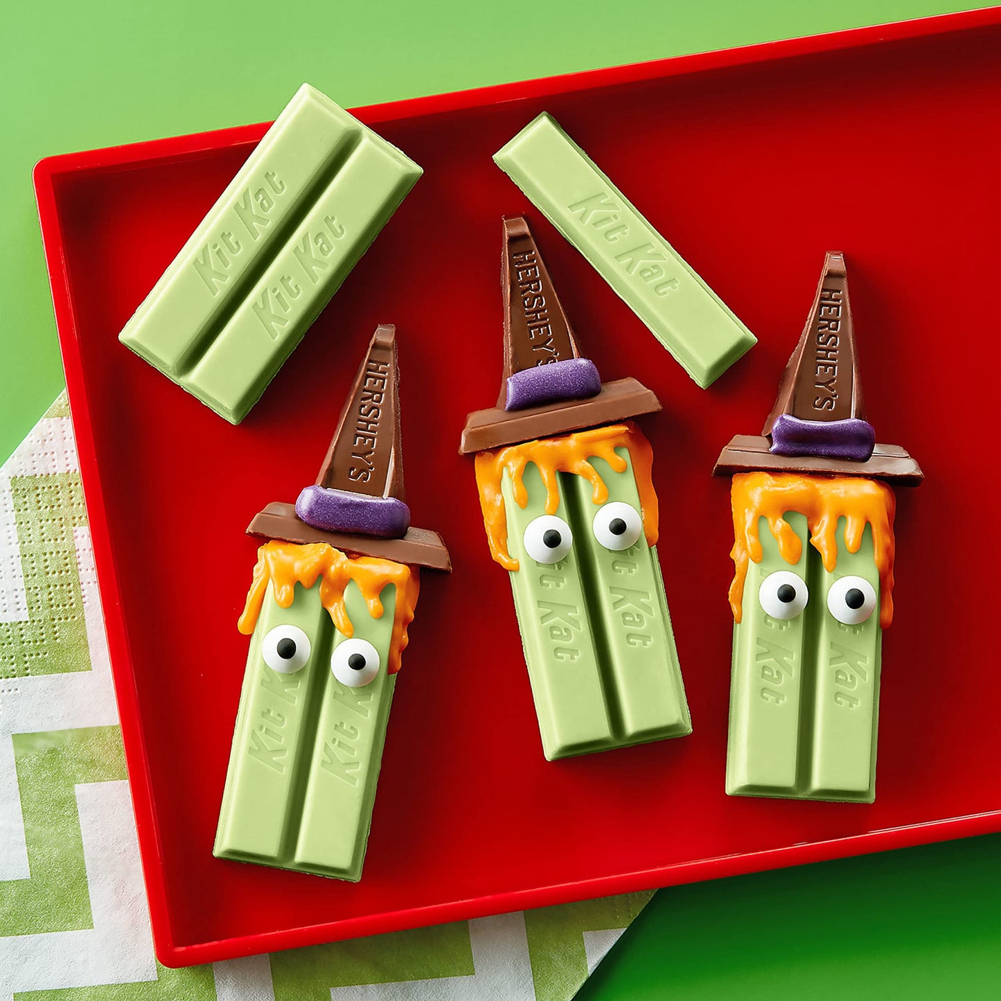 KIT KAT Witchs Brew Marshmallow Creme Snack Size, Halloween Wafer Candy Bars Bag, 9.8 oz