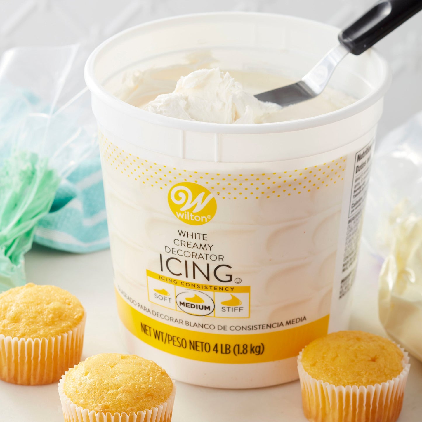Wilton Creamy White Decorator Icing,Medium Consistency,4 lb. Tub, Cake Decorating Supplies