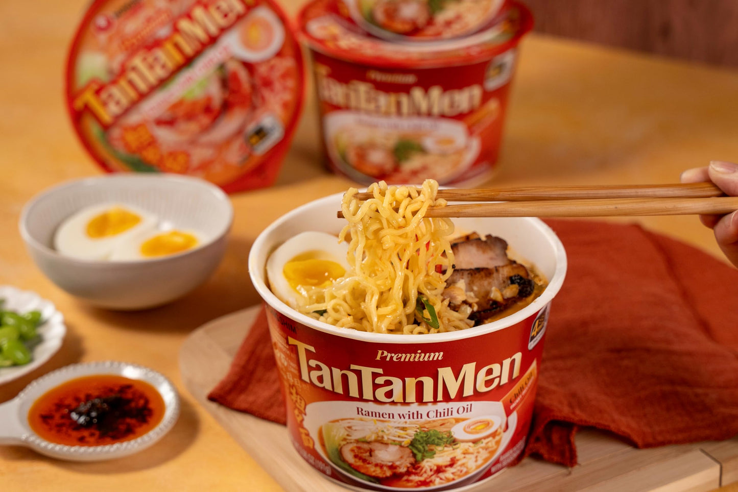 Nongshim Gourmet Tantanmen Instant Ramyun Soup Mix, 6 Pack Big Bowl, Premium with Chili Oil Packet, 1 Count