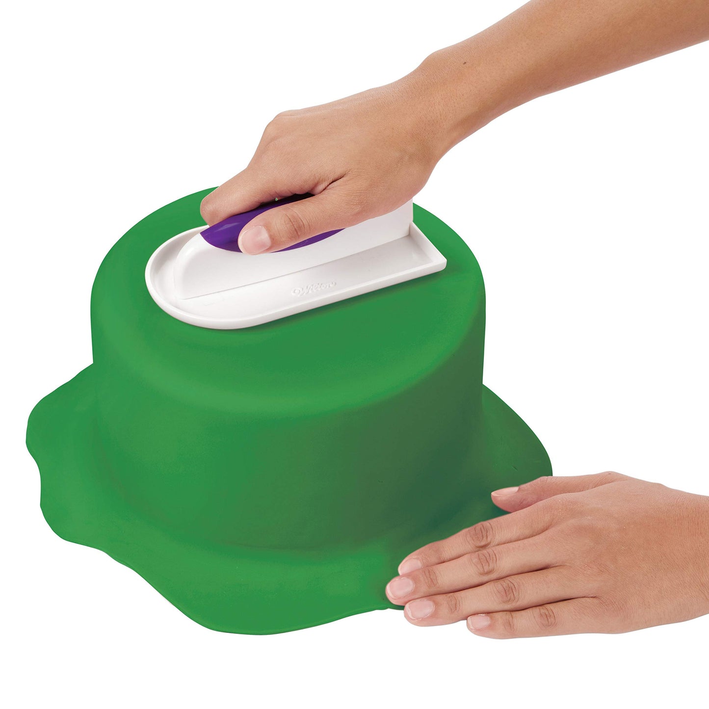 Wilton Decorator Preferred Easy To Roll Fondant For Cakes, Cupcakes And Other Fun Desserts, 24 Ounce, Green (Pack Of 2)