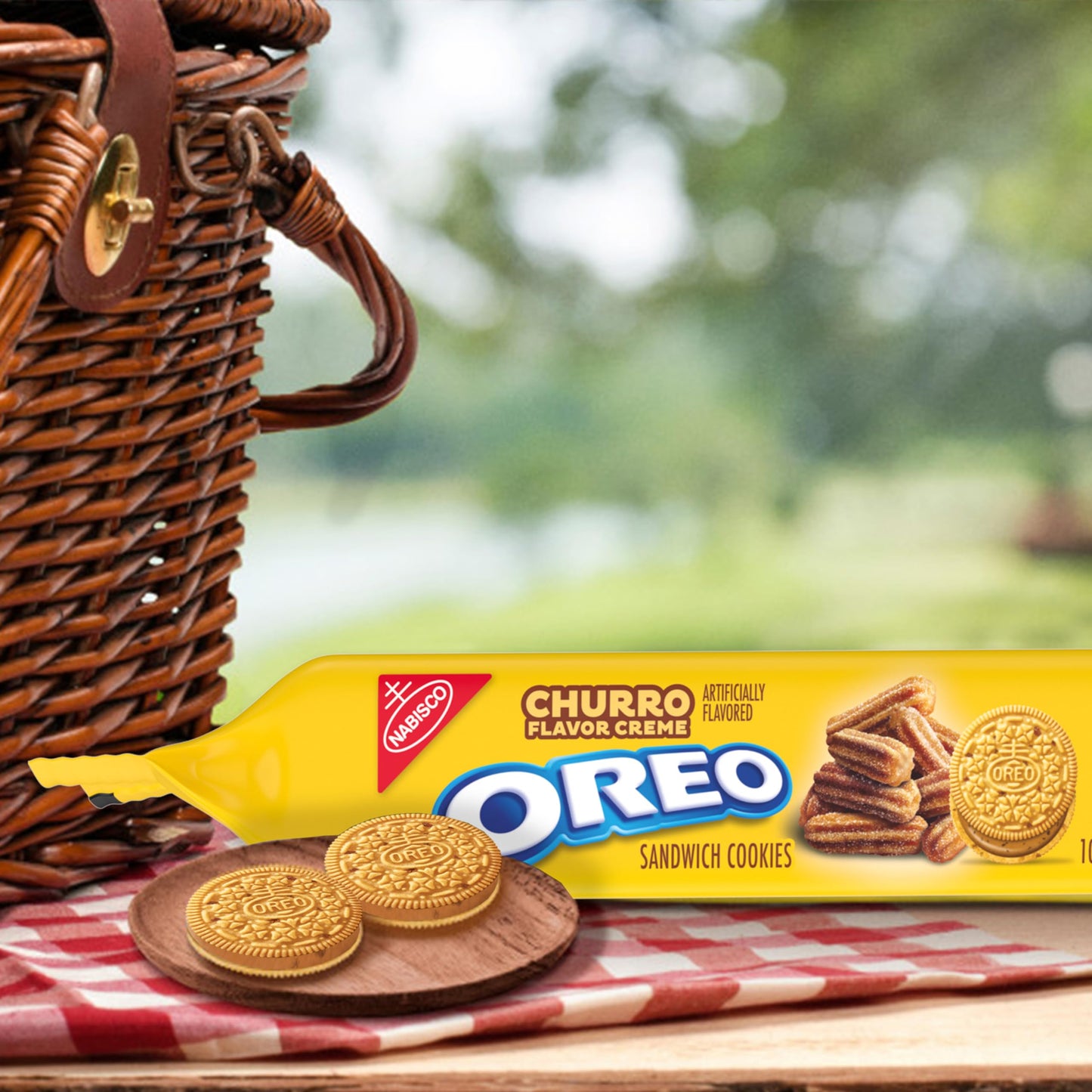 Oreo Churro Creme Sandwich Cookies, Limited Edition, 10.68 oz - Delicious Churro Flavor Treats