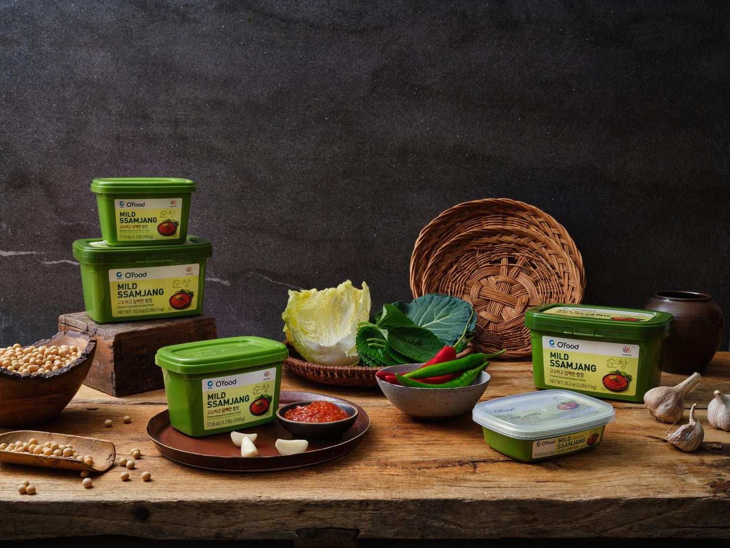 Chung Jung One O'Food Spicy Ssamjang, Korean Spicy Seasoned Soybean Paste Sauce, Perfect For Rice, Noodles, Fresh Vegetables And Meat, Hot & Flavorful (15.9 Oz, 450G)