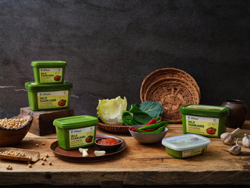 Chung Jung One O'Food Spicy Ssamjang, Korean Spicy Seasoned Soybean Paste Sauce, Perfect For Rice, Noodles, Fresh Vegetables And Meat, Hot & Flavorful (15.9 Oz, 450G)