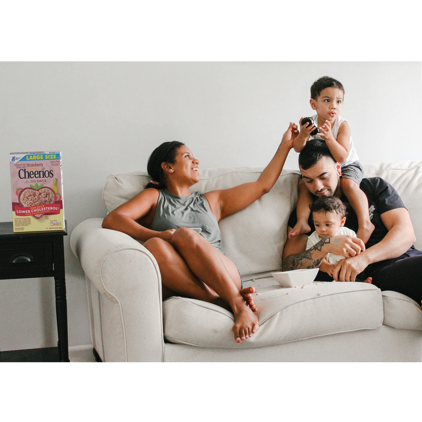 Strawberry Banana Cheerios Cereal  Limited Edition Happy Heart Shapes  Heart Healthy Cereal With Whole Grain Oats  Family Size  19 oz