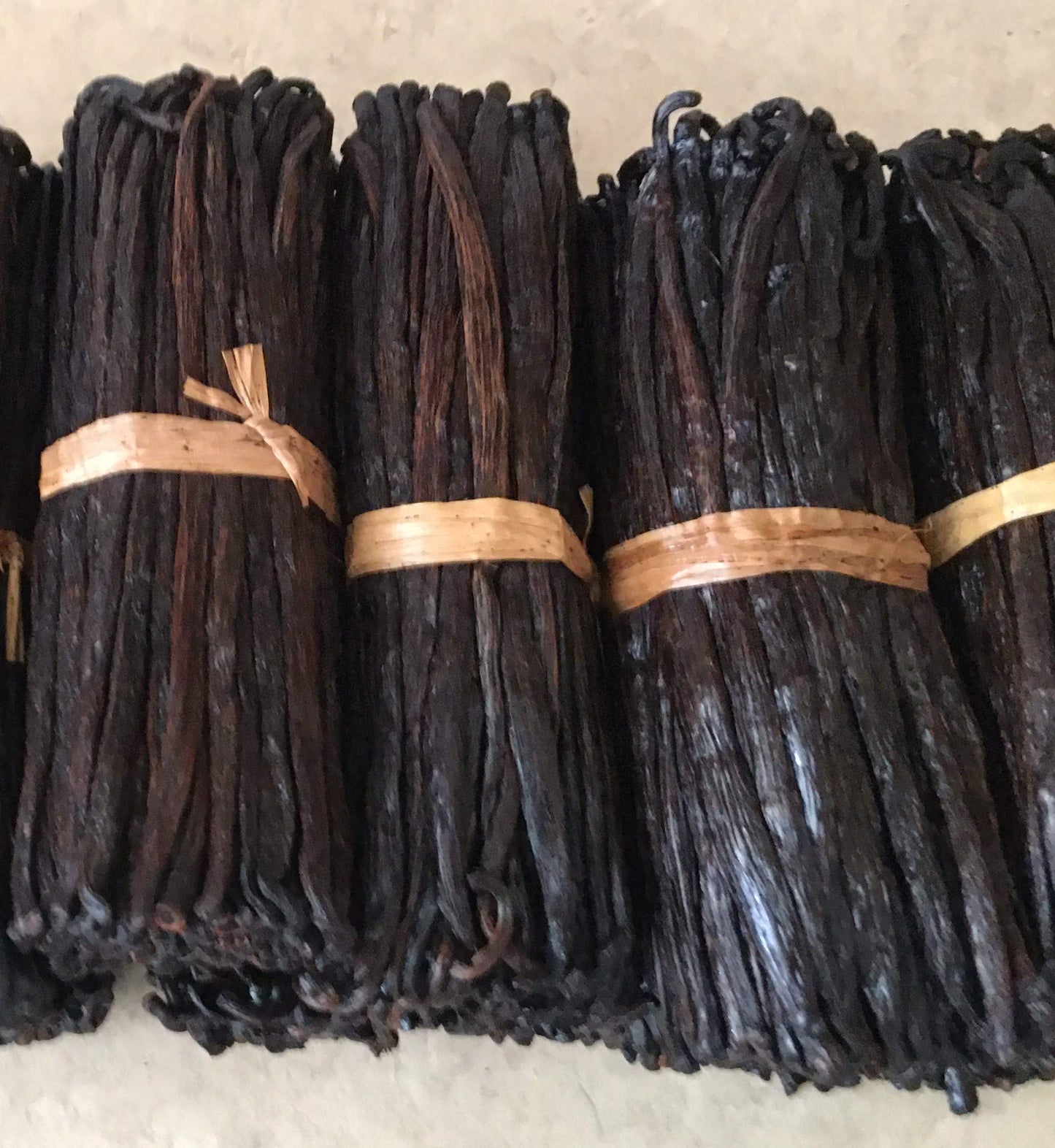 FITNCLEAN VANILLA Organic Madagascar Grade B Vanilla Beans, 100 Count, 5-7 spirit-inspired flavor Pods, Non-GMO