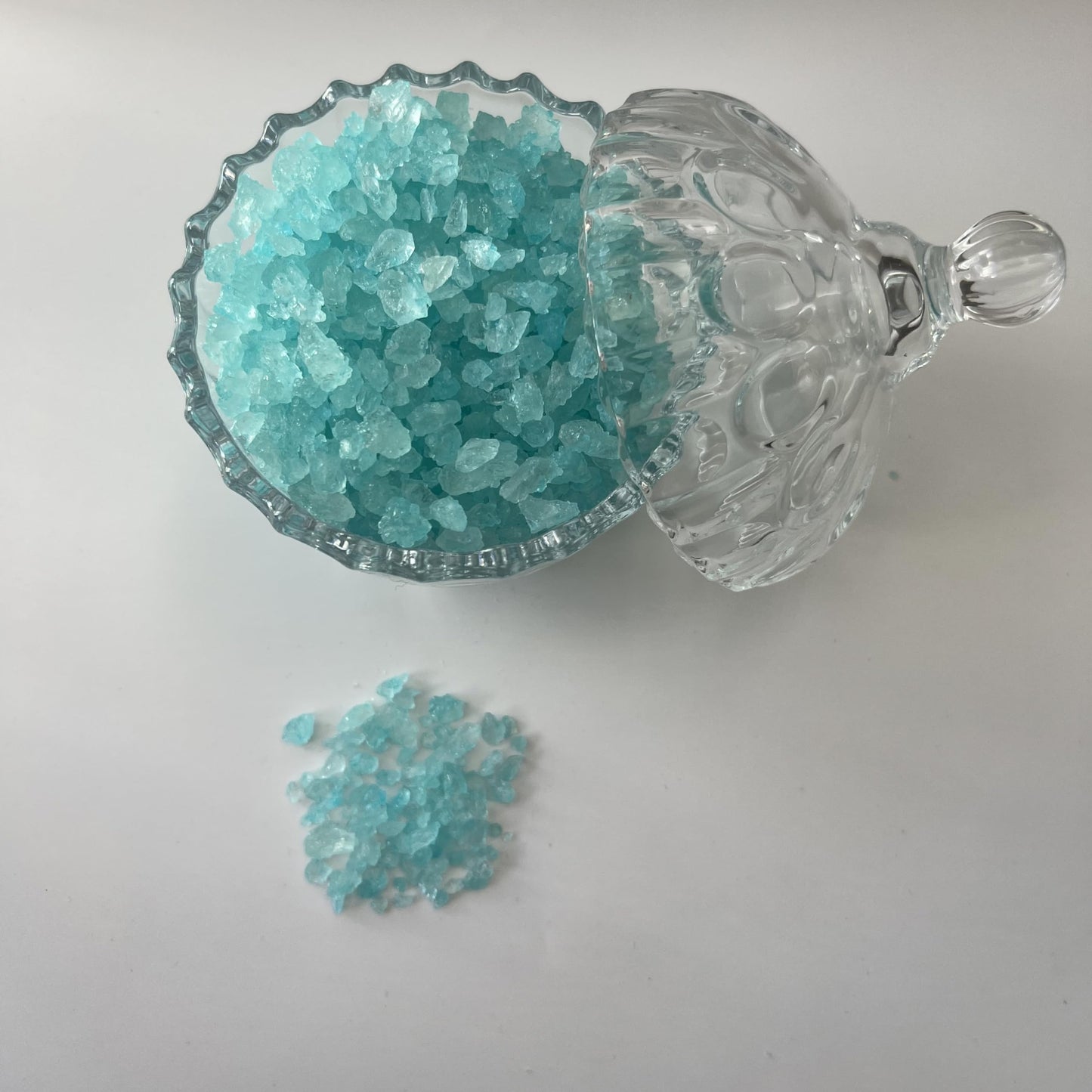 Sweetglob Old Fashioned Medium Rock Sugar Candy Gems, Lump Sugar Rock Crystals (1 Pound, Cotton Candy)