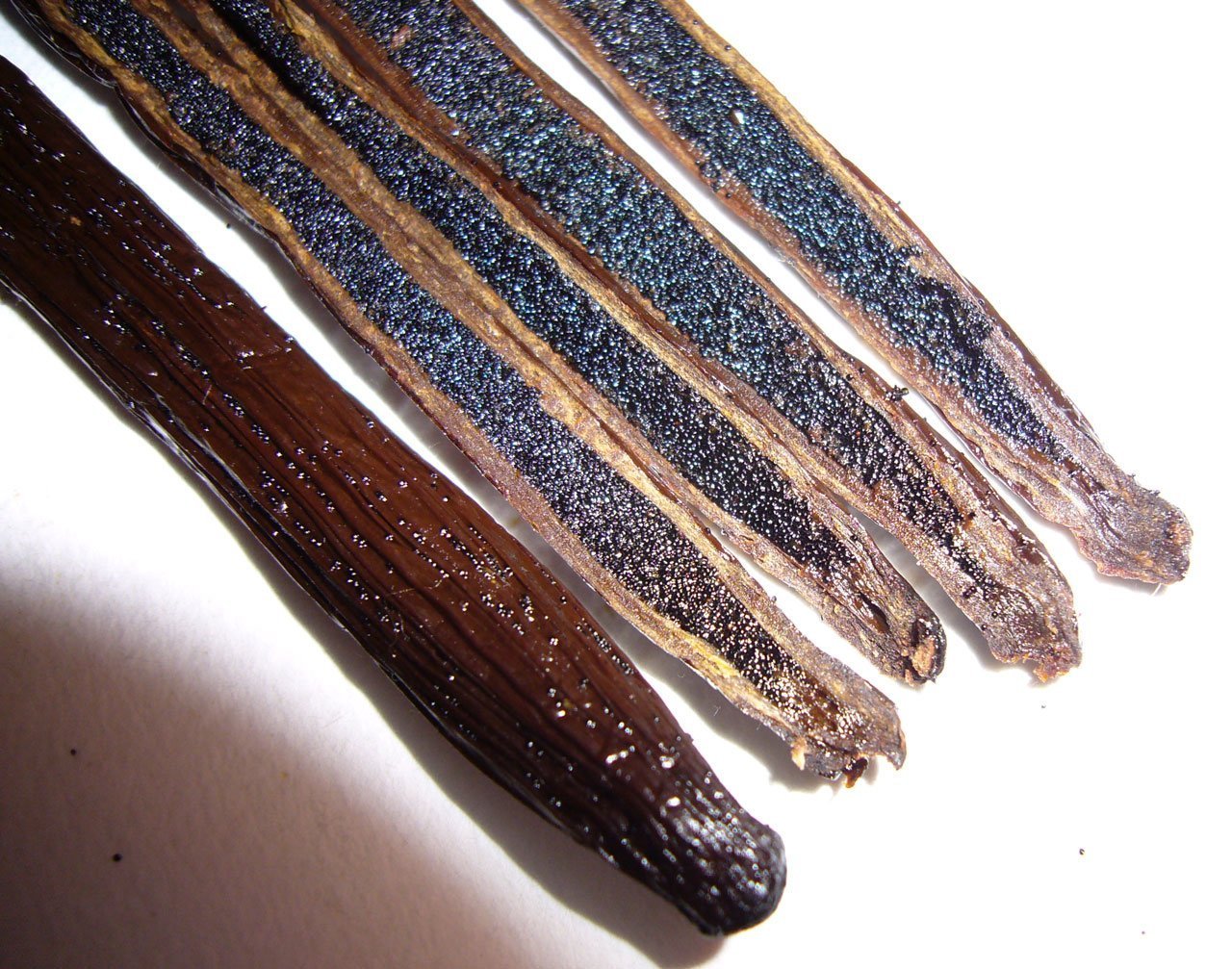 Vanilla Bean Kings Gourmet Vanilla Beans - 5 Count, Whole Grade A Pods, Black/Dark Brown, for Baking & Homemade Extract