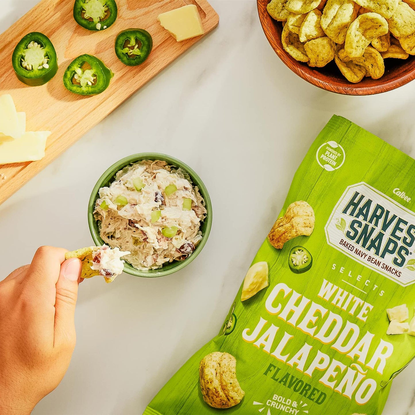 Harvest Snaps (White Cheddar Jalapeno Crunchy Puffs, 8 Snack Packs) 4.2 Ounces
