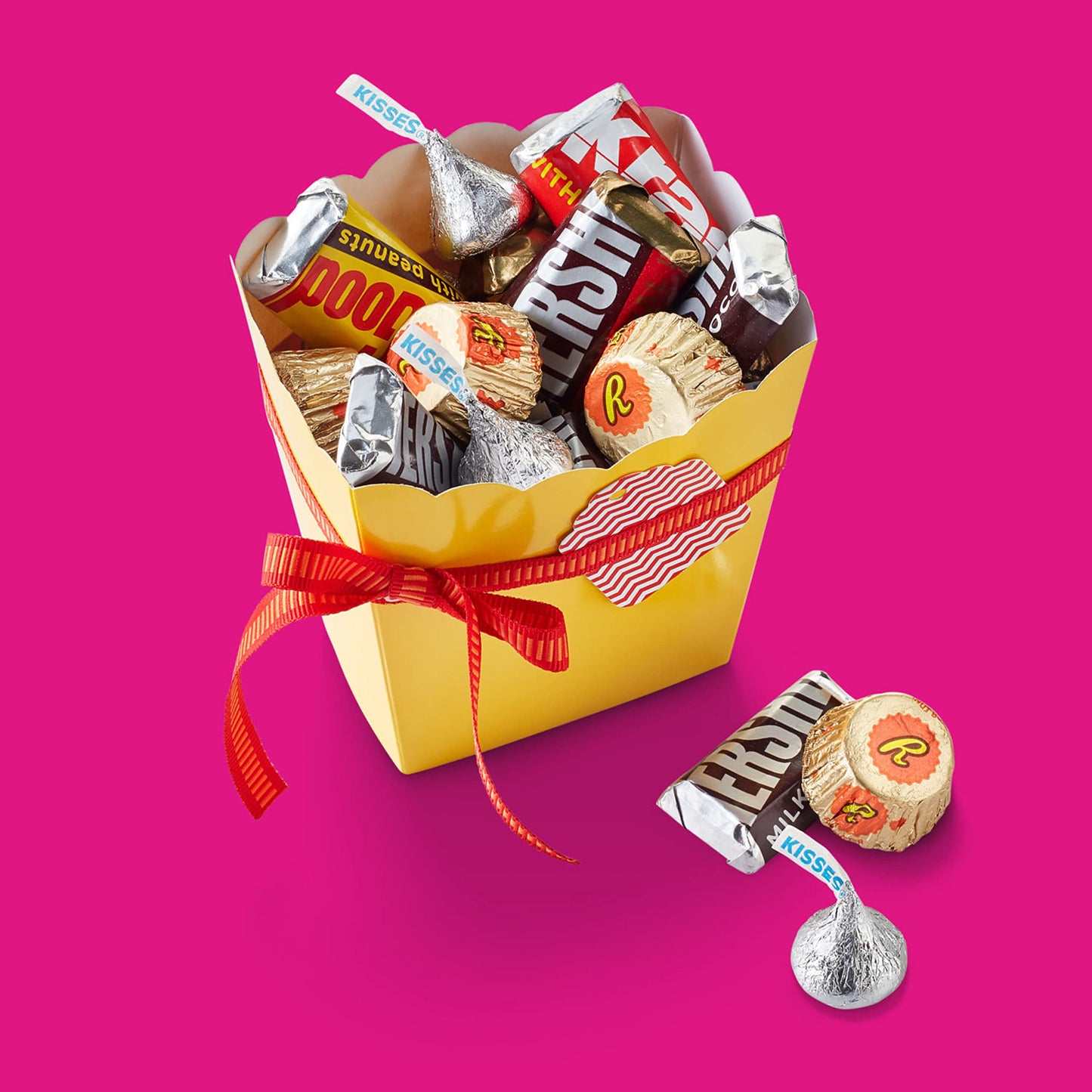 Hershey'S And Reese'S Assorted Chocolate Flavored Candy Party Pack, 35 Oz