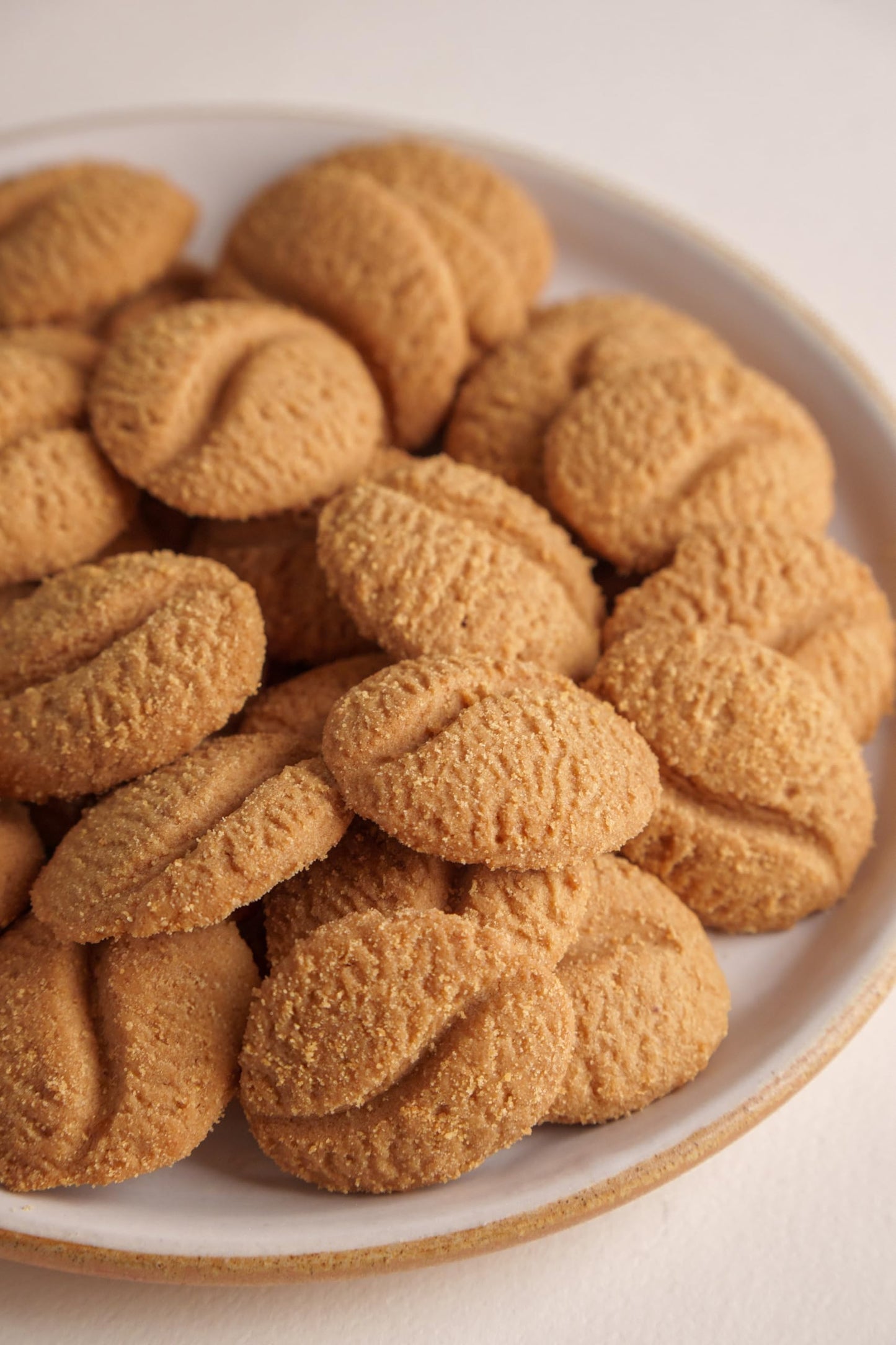 CAFE QUINDIO Coffee Cookies - Cafecitas Bundle x8 (8 packs of 1.2oz/35g each) - Light Brown