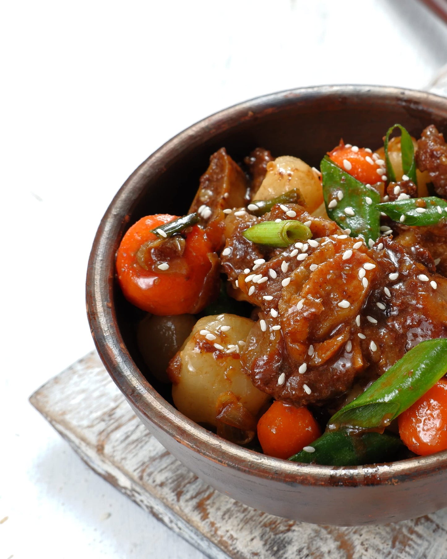 Sempio Soy Sauce For Braising - Balanced Flavor Enhancer For Braised Dishes, Korean, Asian Food, Made In Korea. (29.08 Fl Oz / 860Ml, Vegan, Non-Gmo)