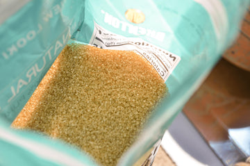 Akenton Natural Raw Cane Sugar, 5 Pound Resealable Bag | 100% Natural, Unprocessed, Unbleached, Unrefined Sugar | Gluten-Free, V