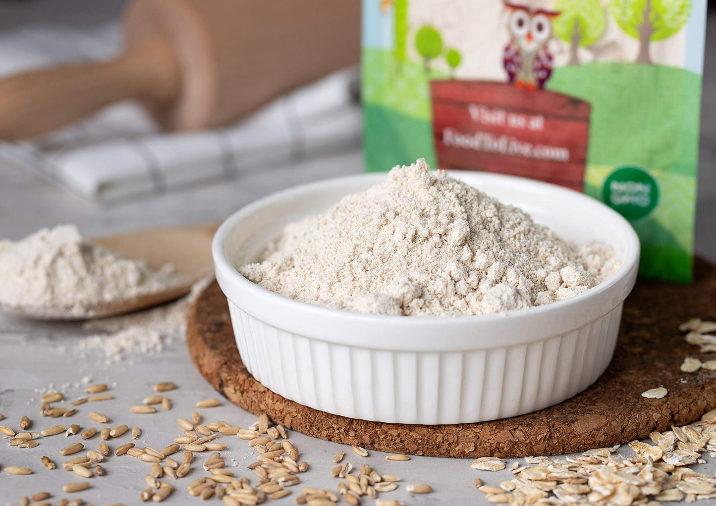 Food to Live Organic Oat Flour, 2 Pounds - Non-GMO, Fine, Stone Ground from Whole Grain Oat Berries, Kosher, Vegan, Bulk, Great