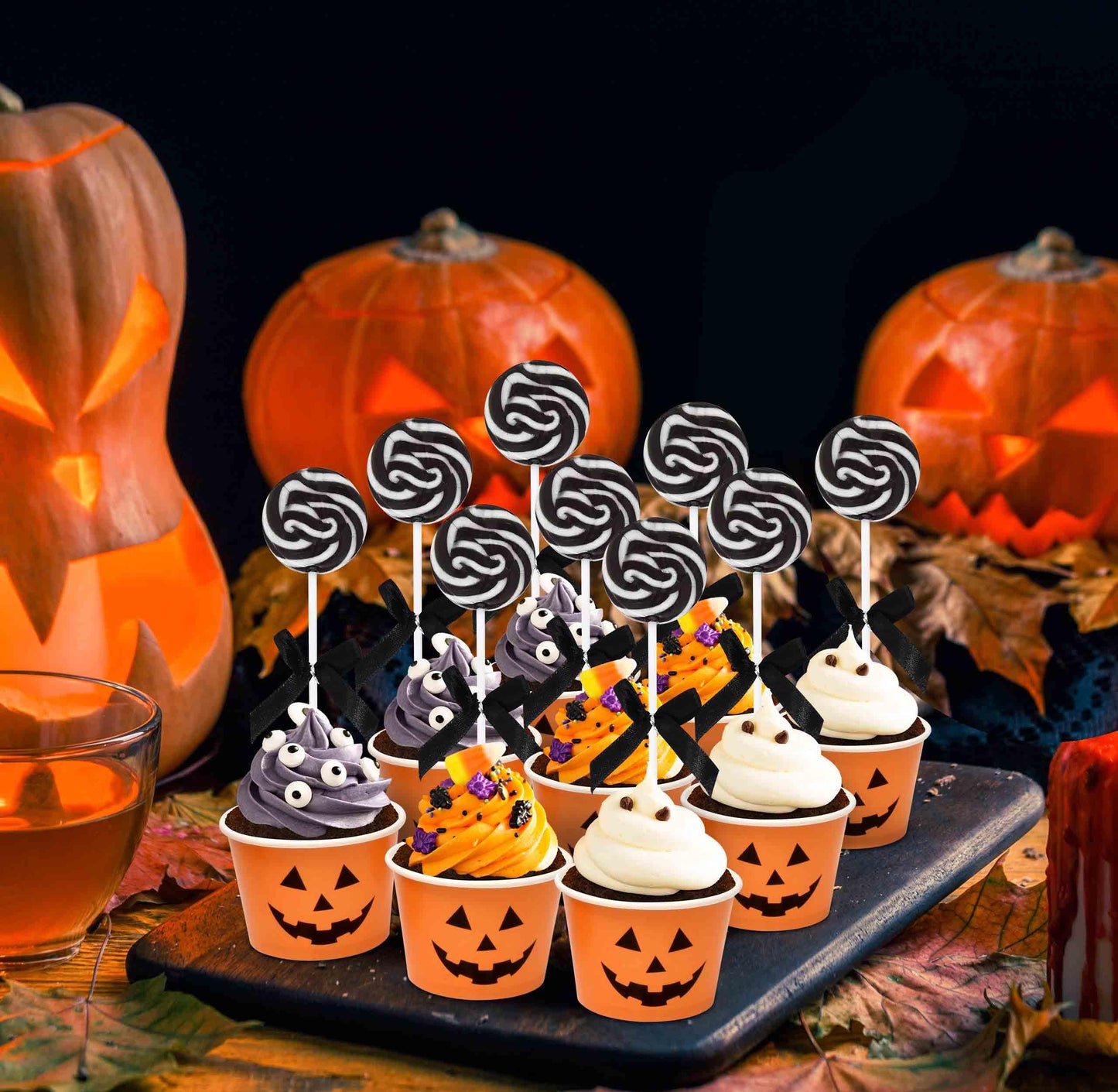 Gift Boutique 24 Black And White Swirl Lollipops – Halloween Candy Suckers For Party Favors, Trick Or Treat, Dessert Table And Holiday Events